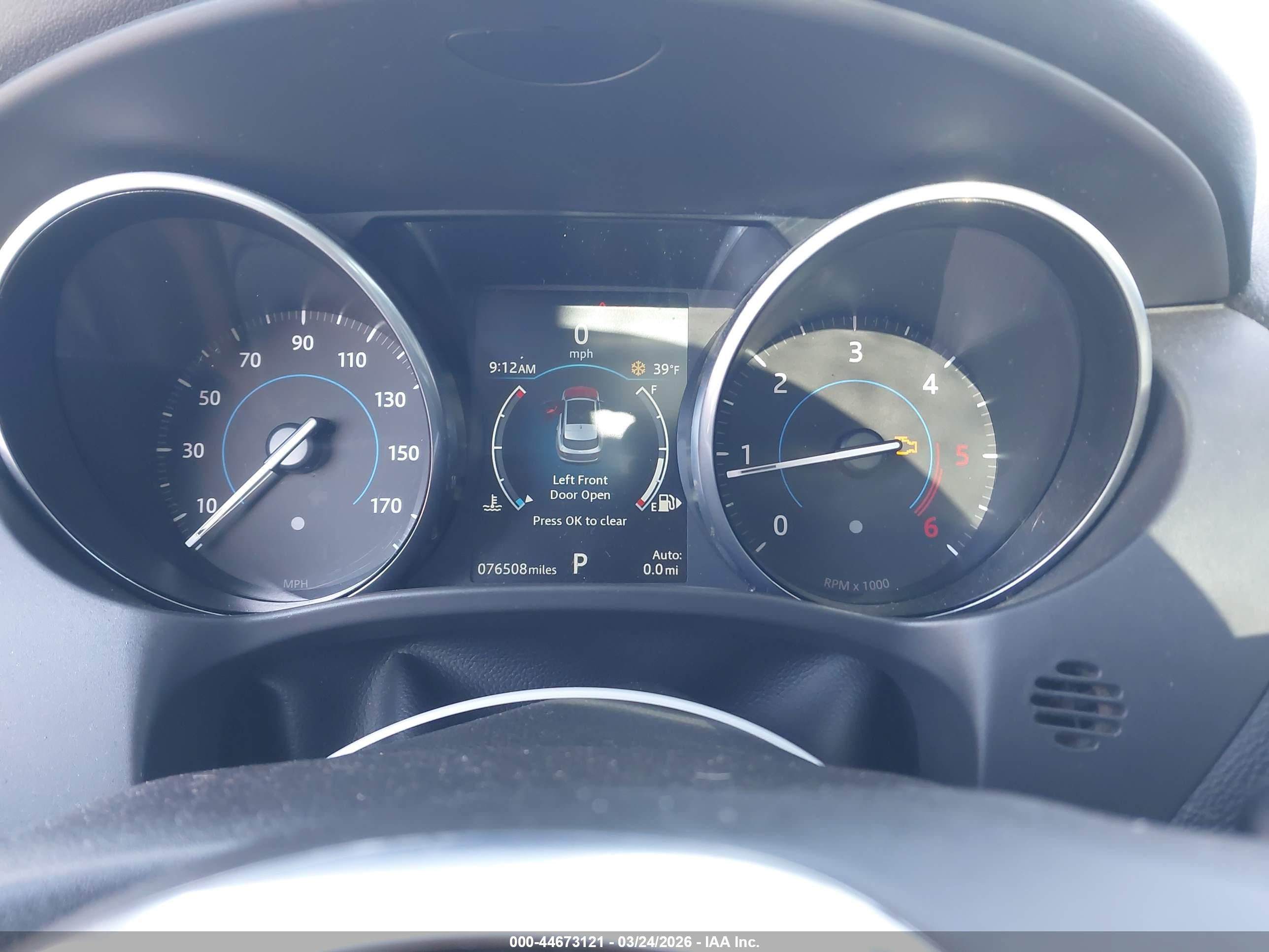 JAGUAR F-PACE image 7