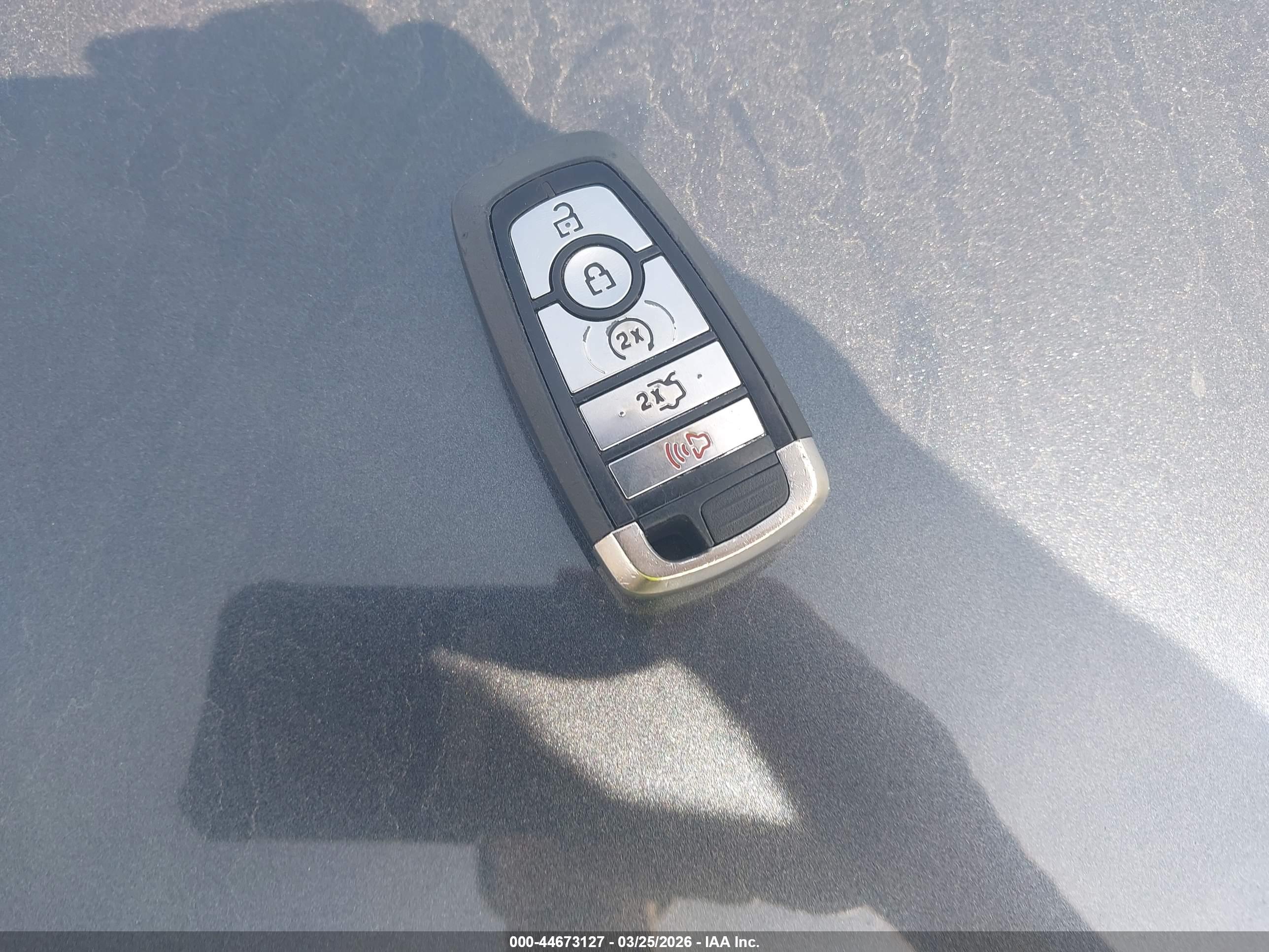 FORD EXPLORER image 11