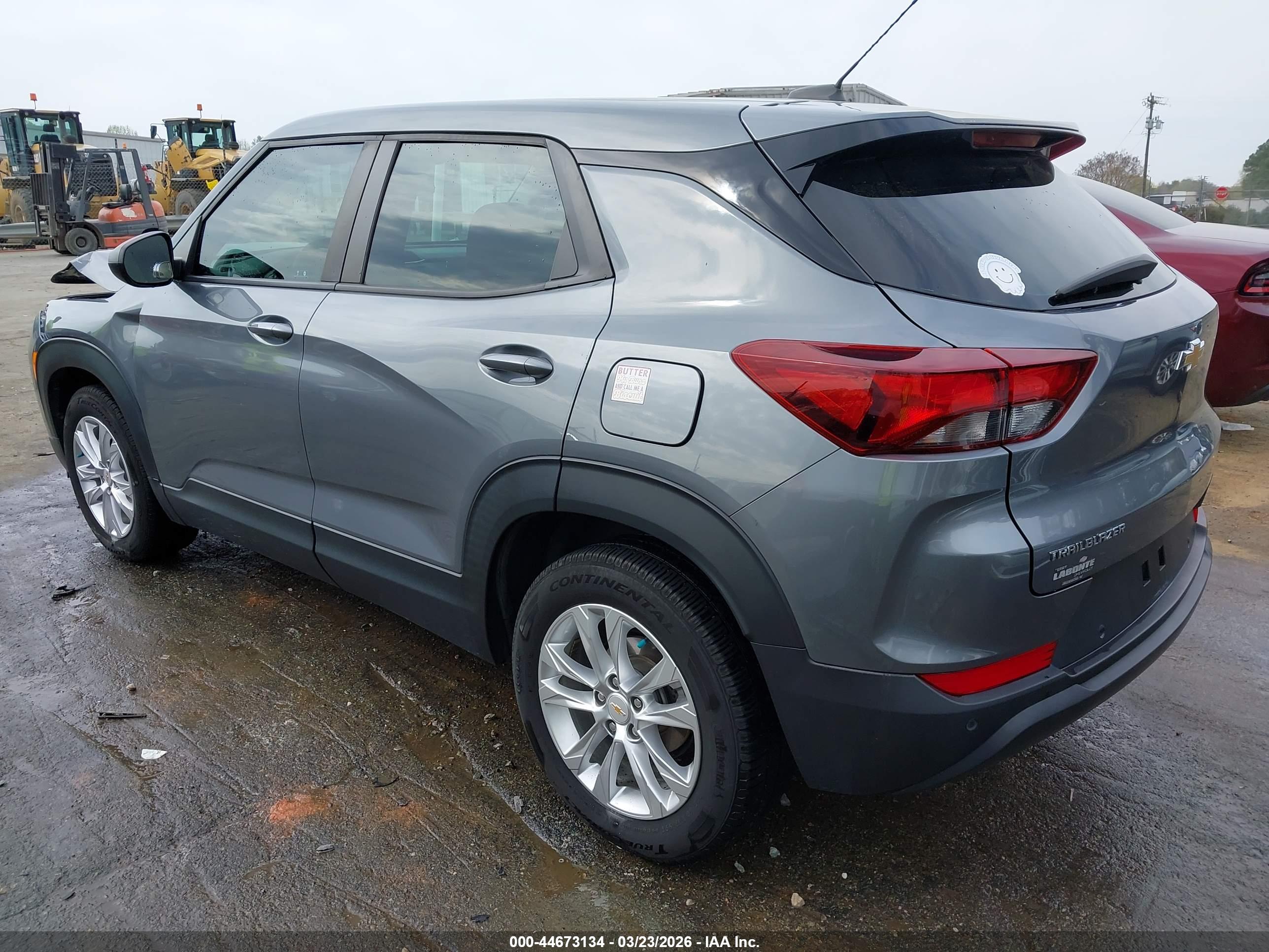CHEVROLET TRAILBLAZER image 3