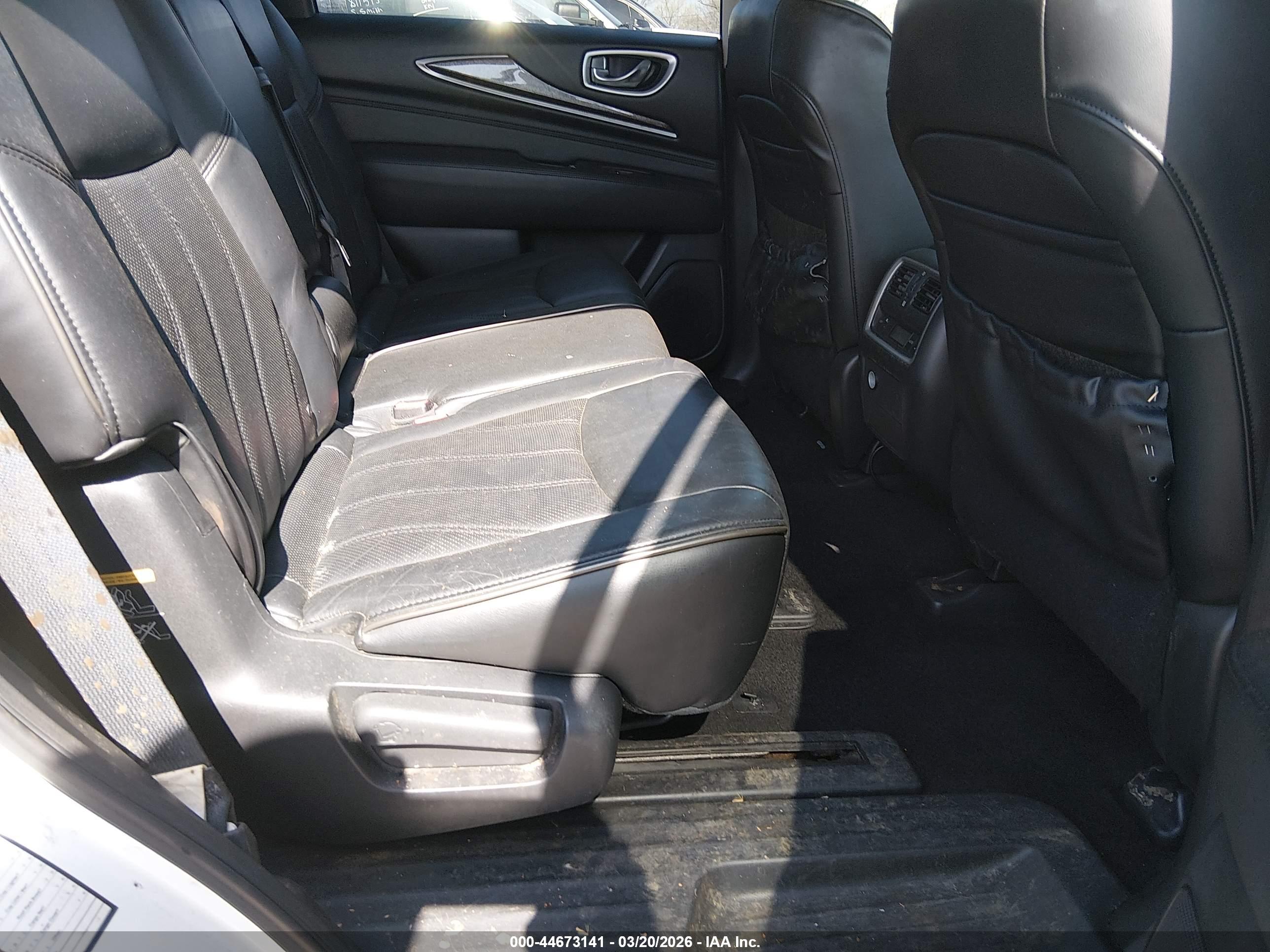 INFINITI QX60 image 8