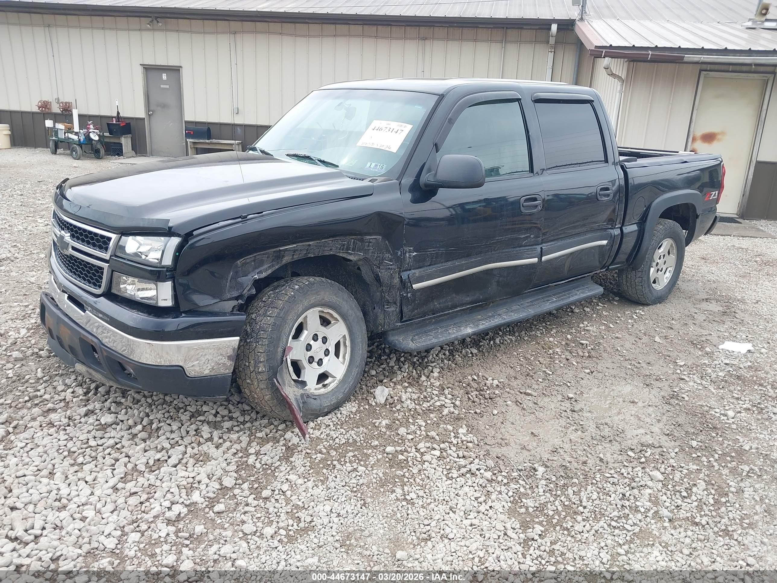 CHEVROLET SILVERADO image 2