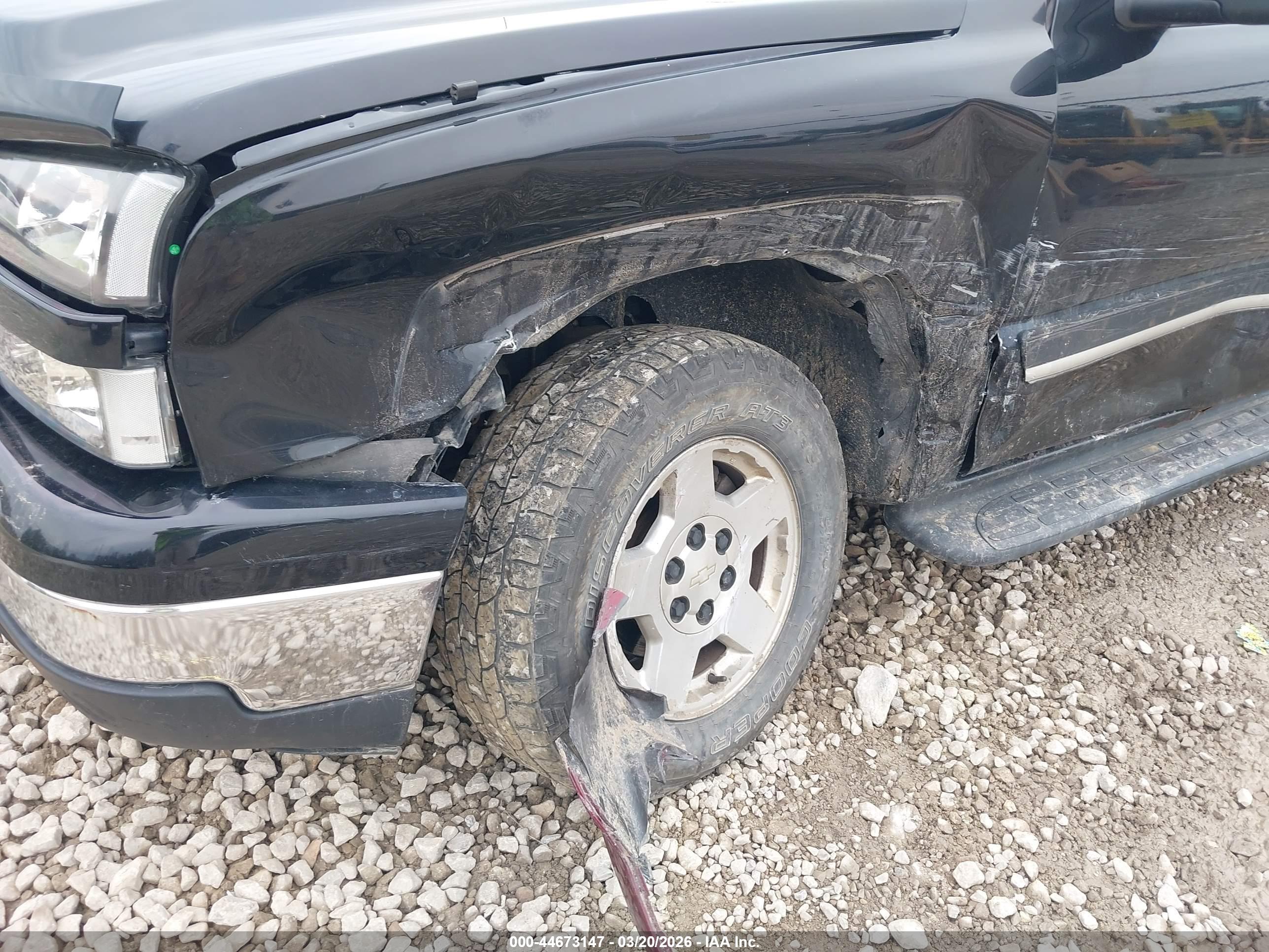 CHEVROLET SILVERADO image 6