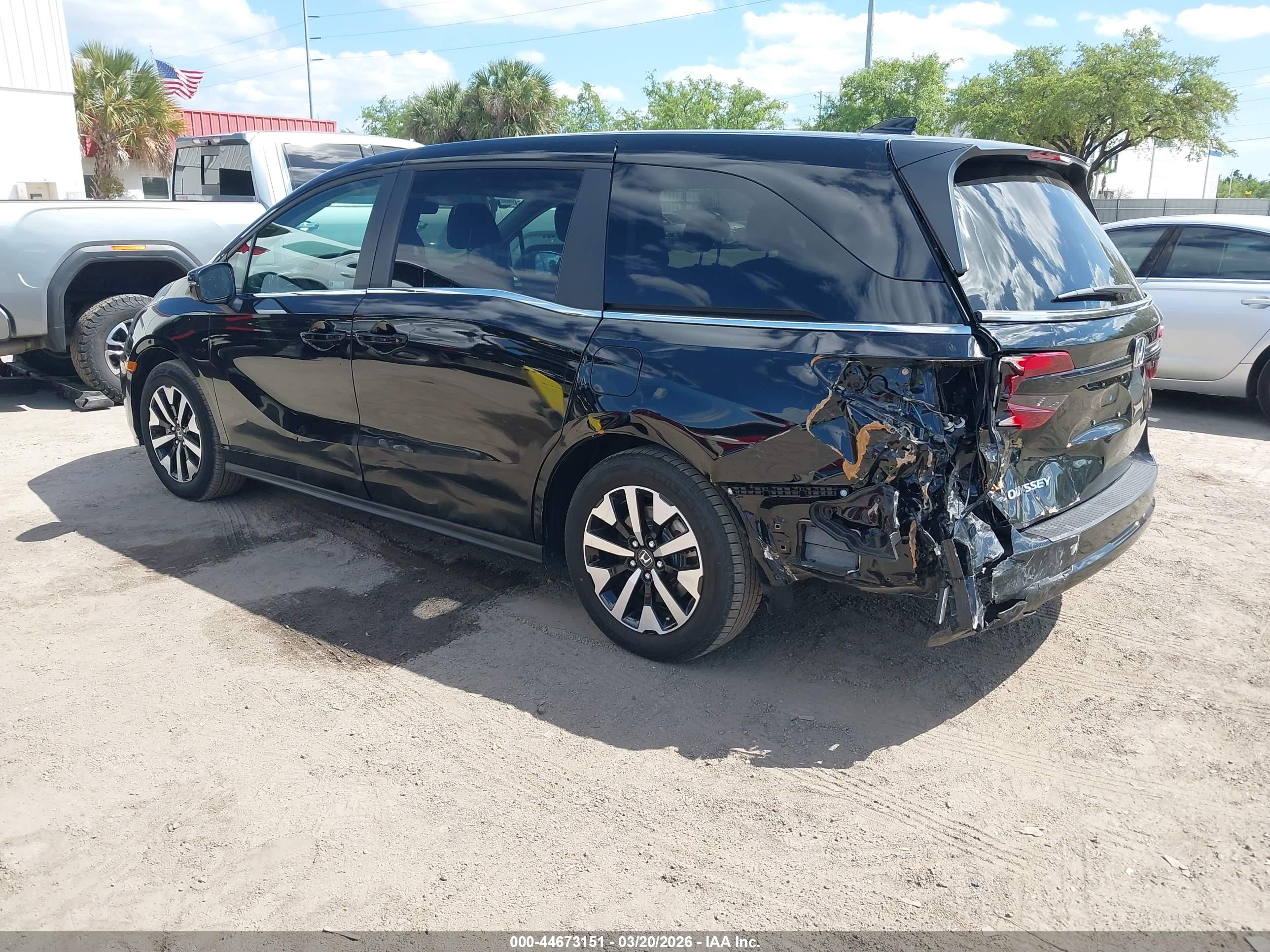 HONDA ODYSSEY image 3