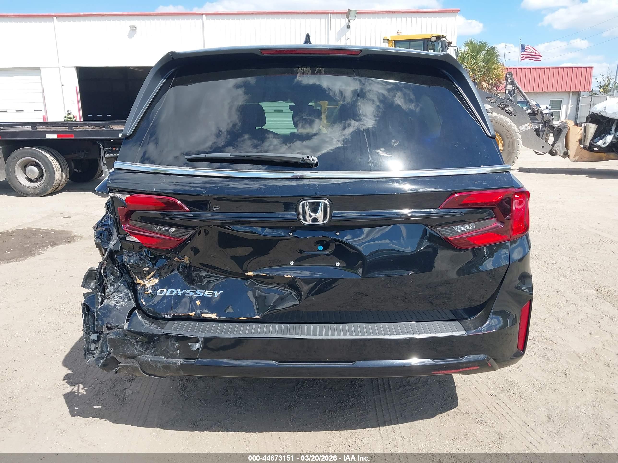 HONDA ODYSSEY image 6