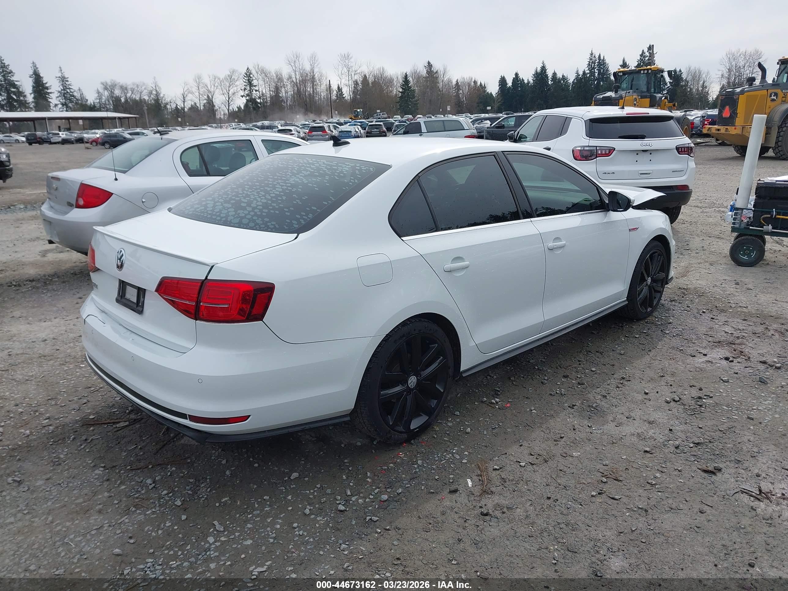 VOLKSWAGEN JETTA image 4