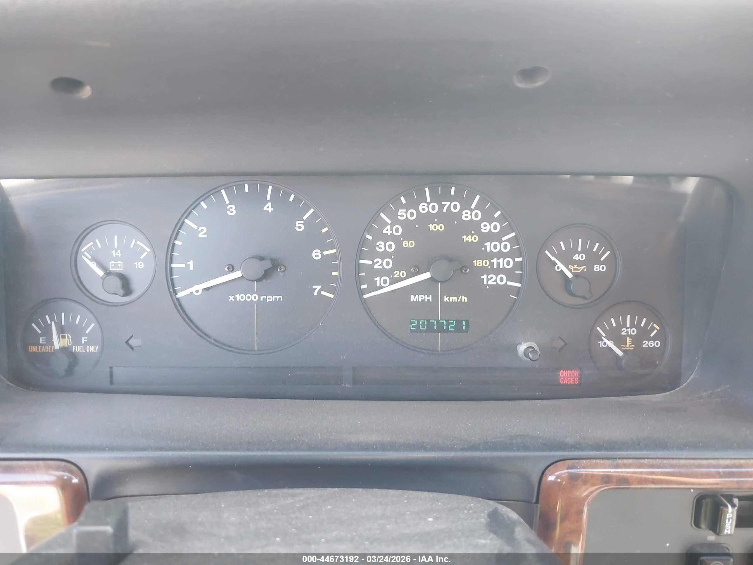 JEEP GRAND image 7