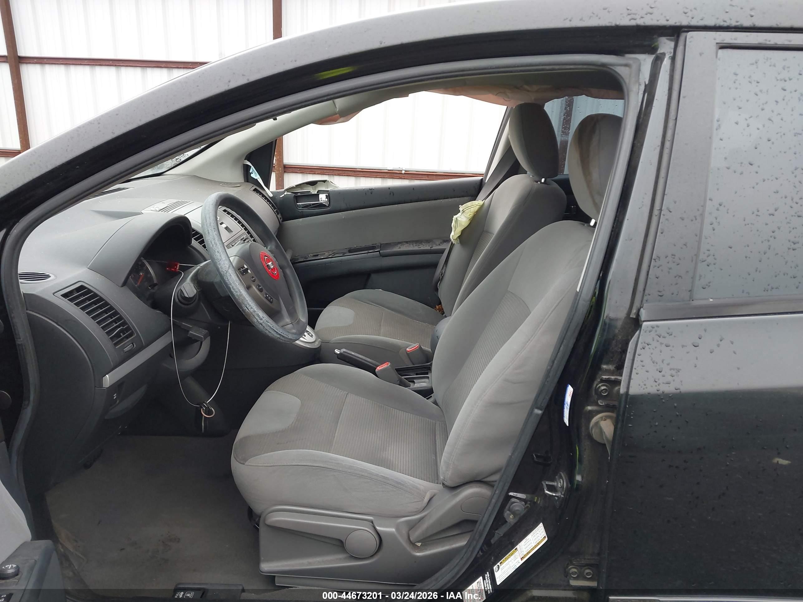 NISSAN SENTRA image 5