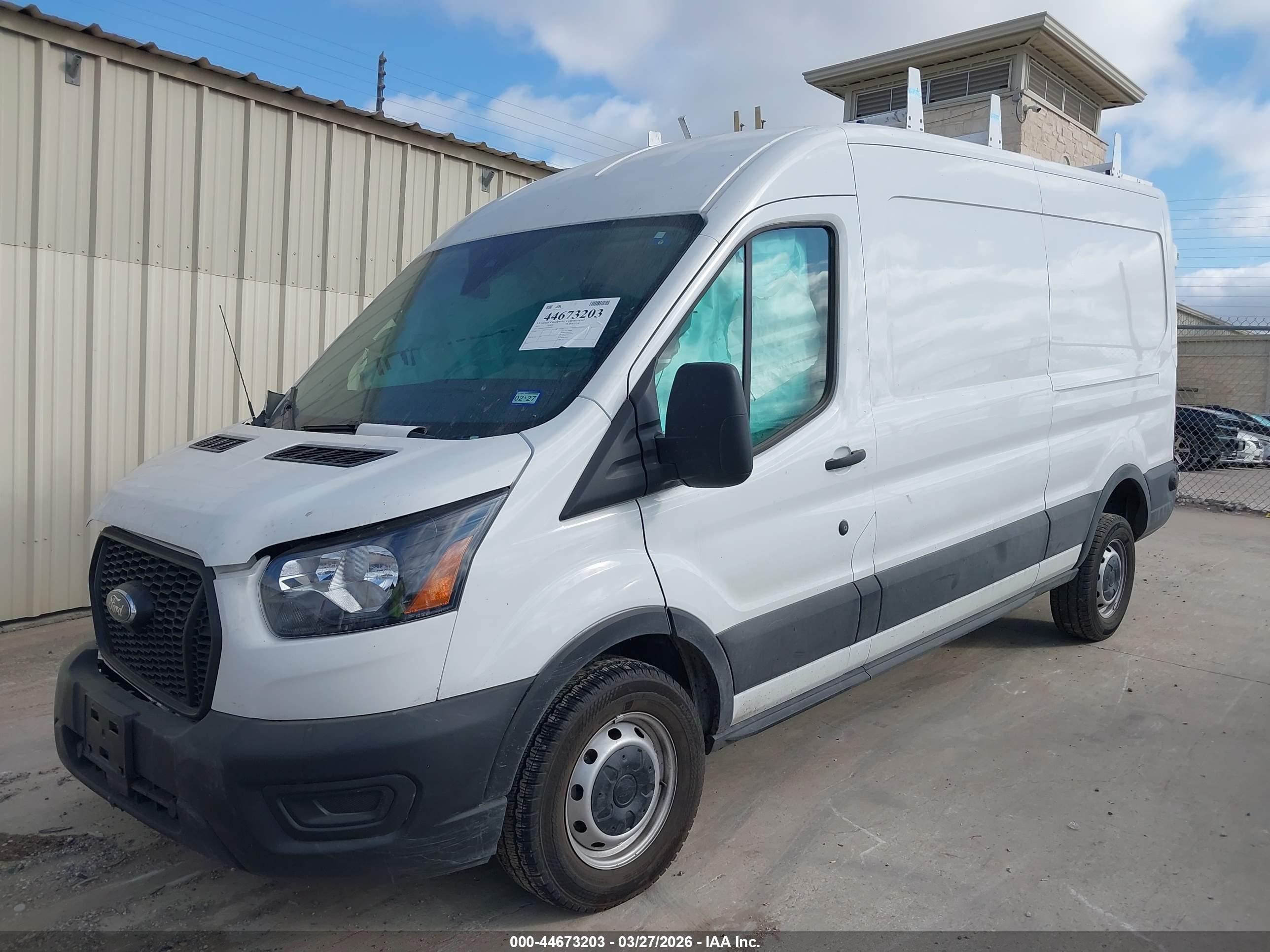 FORD TRANSIT-250 image 2
