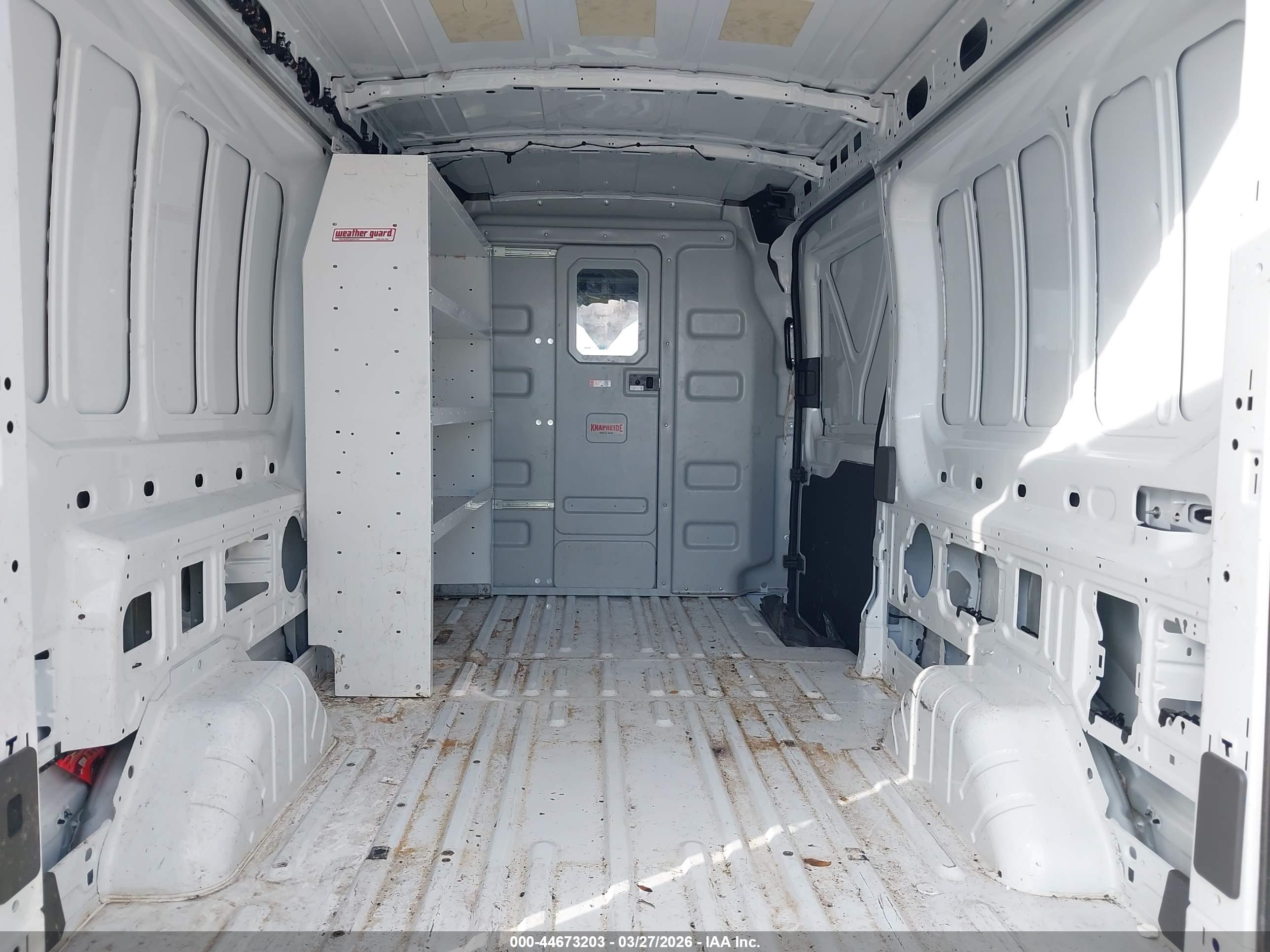 FORD TRANSIT-250 image 8