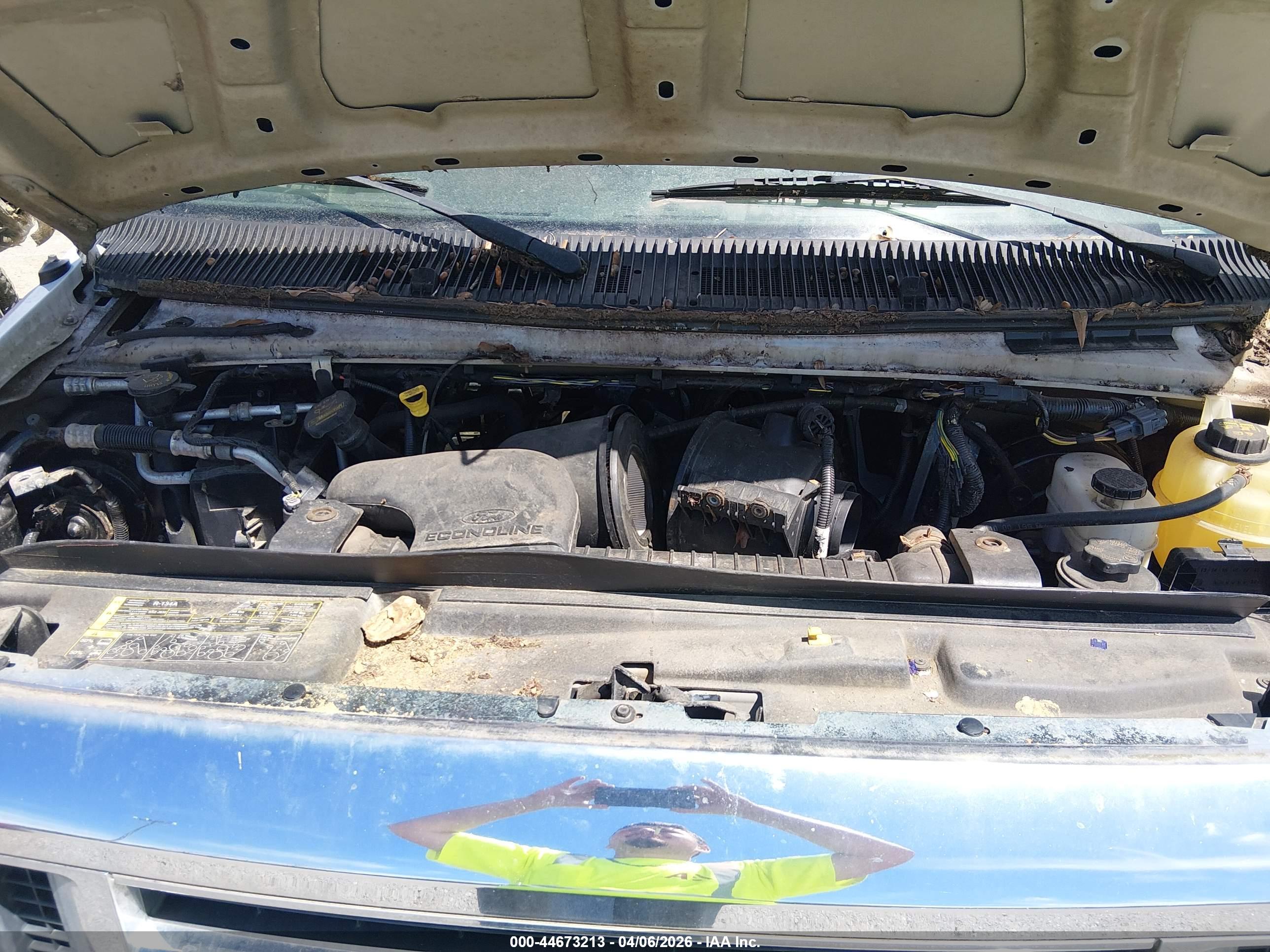 FORD E-250 image 10