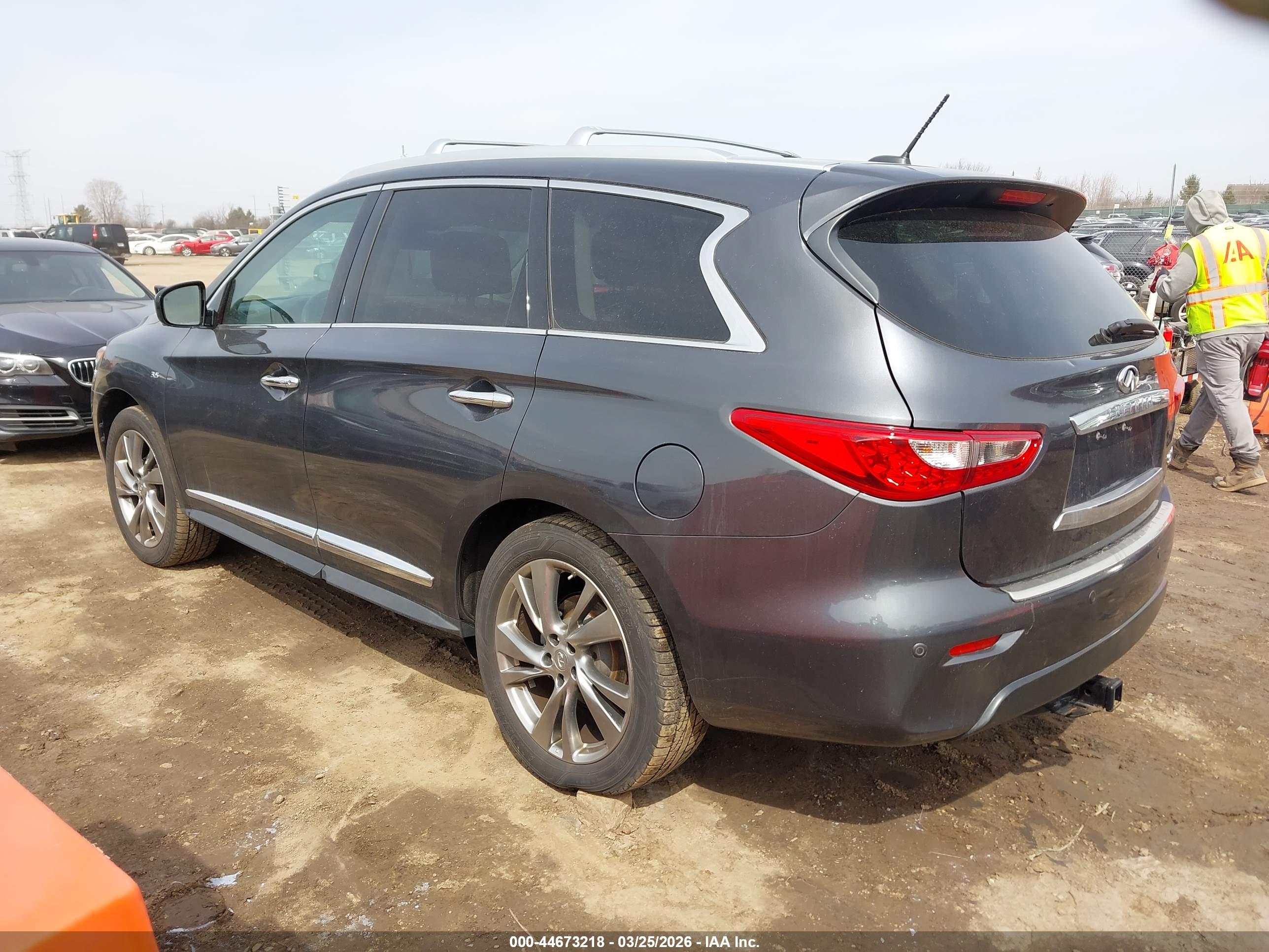 INFINITI QX60 image 3