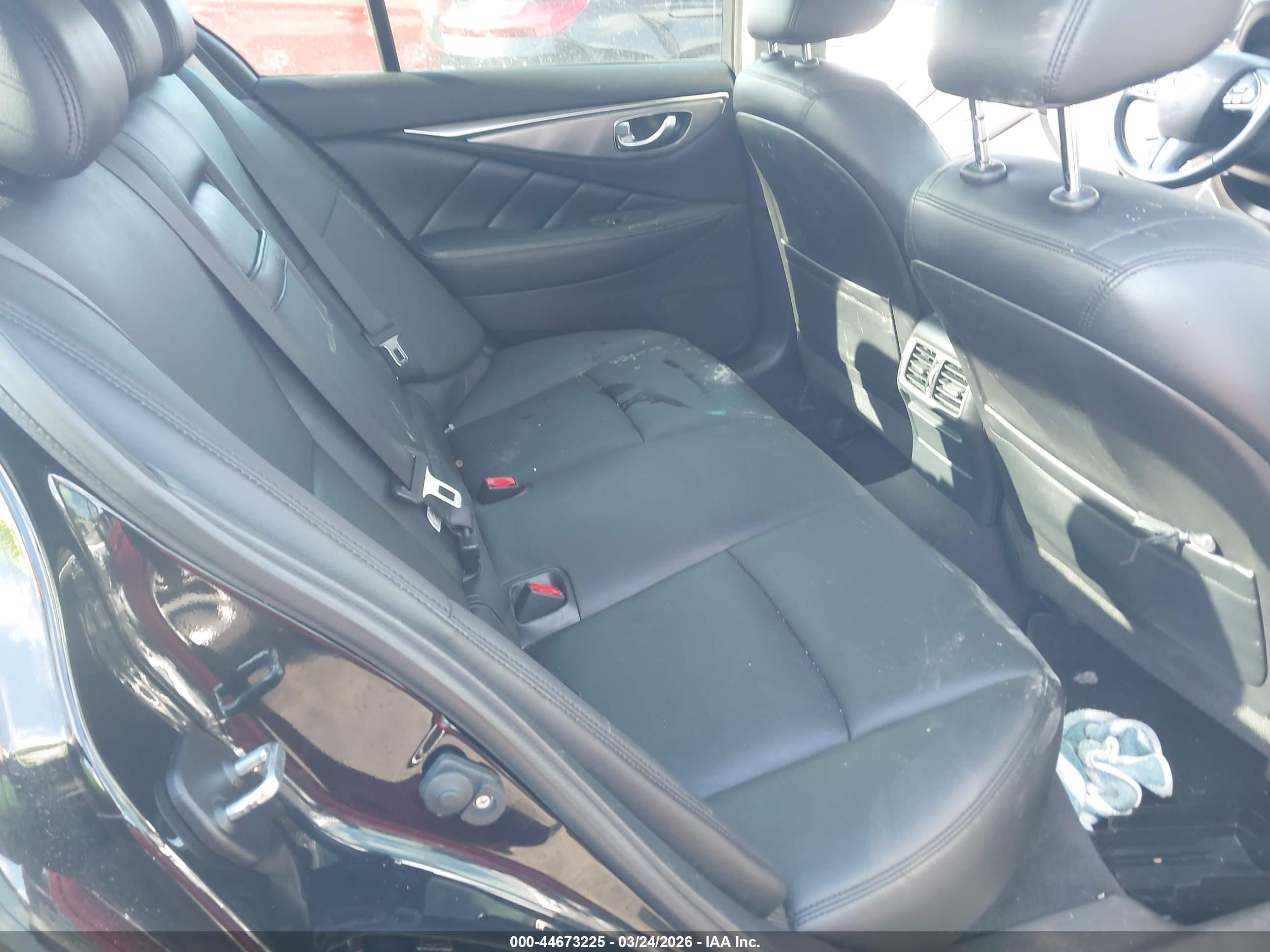 INFINITI Q50 image 8