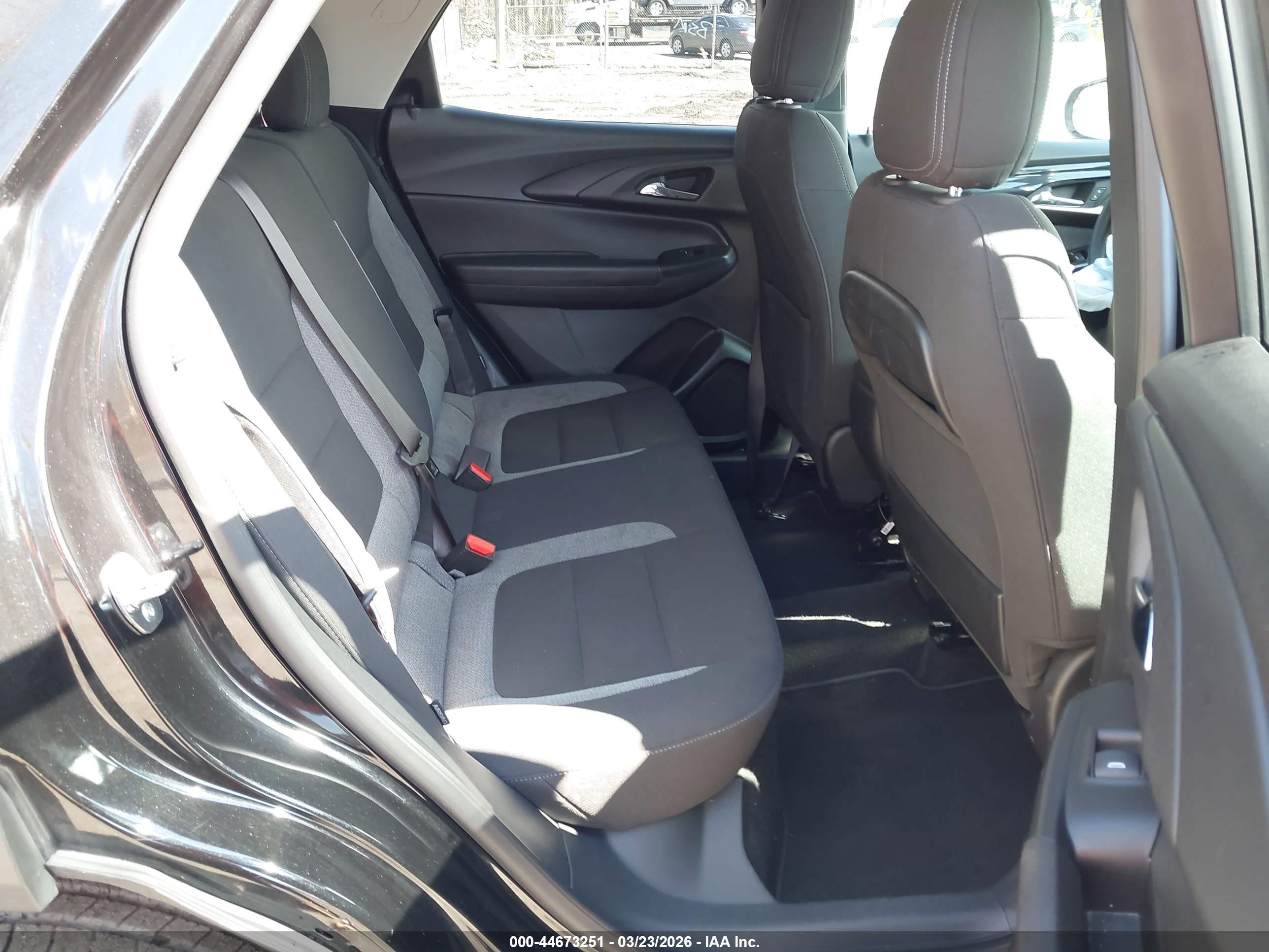 CHEVROLET TRAILBLAZER image 8
