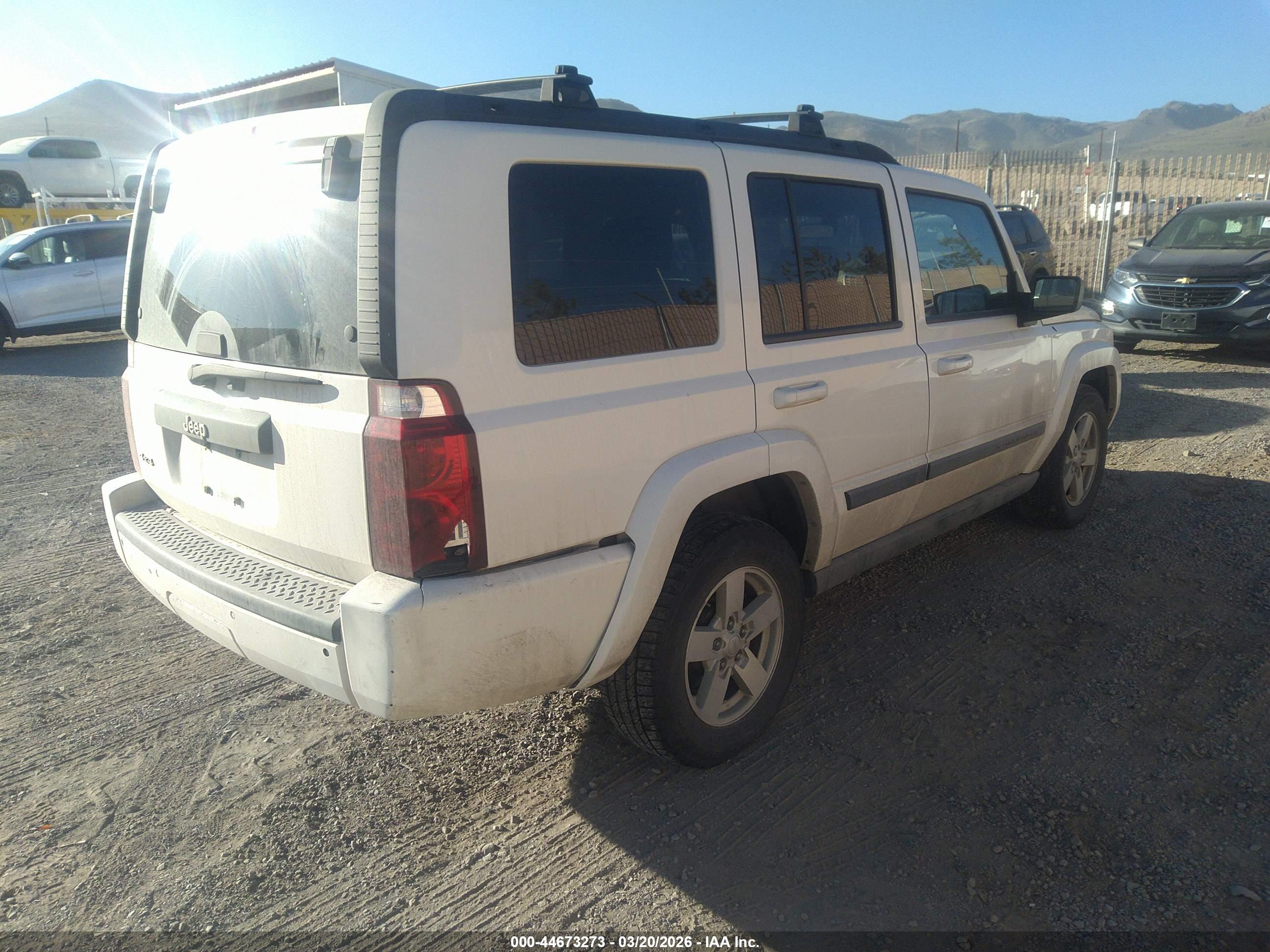 JEEP COMMANDER image 4