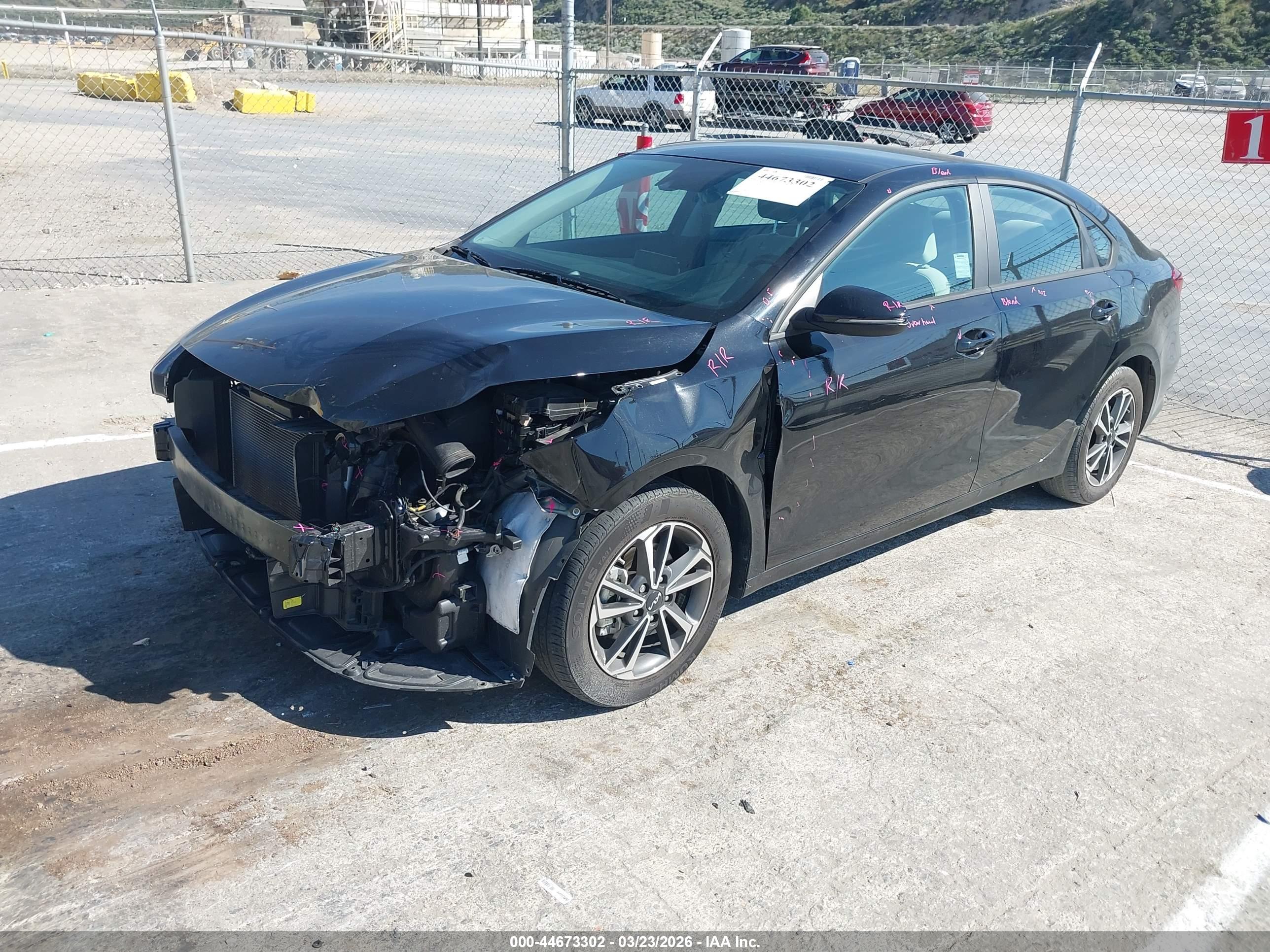 KIA FORTE image 2