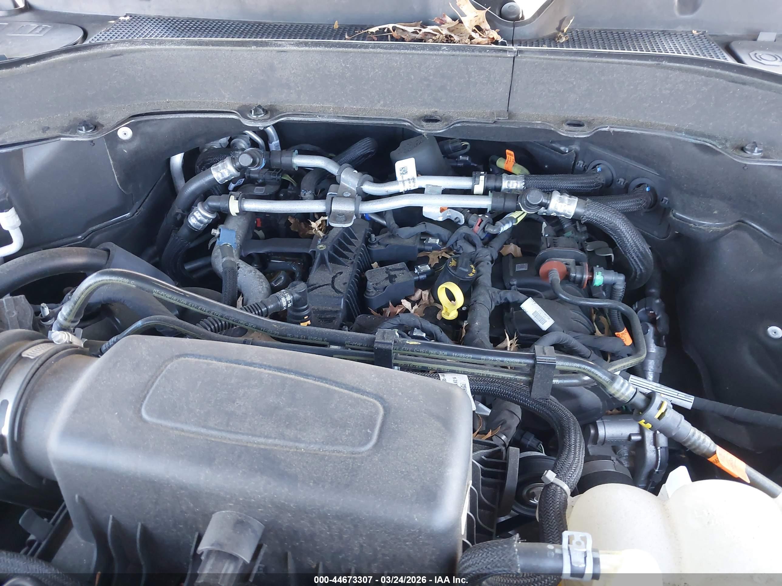 FORD EXPLORER image 10
