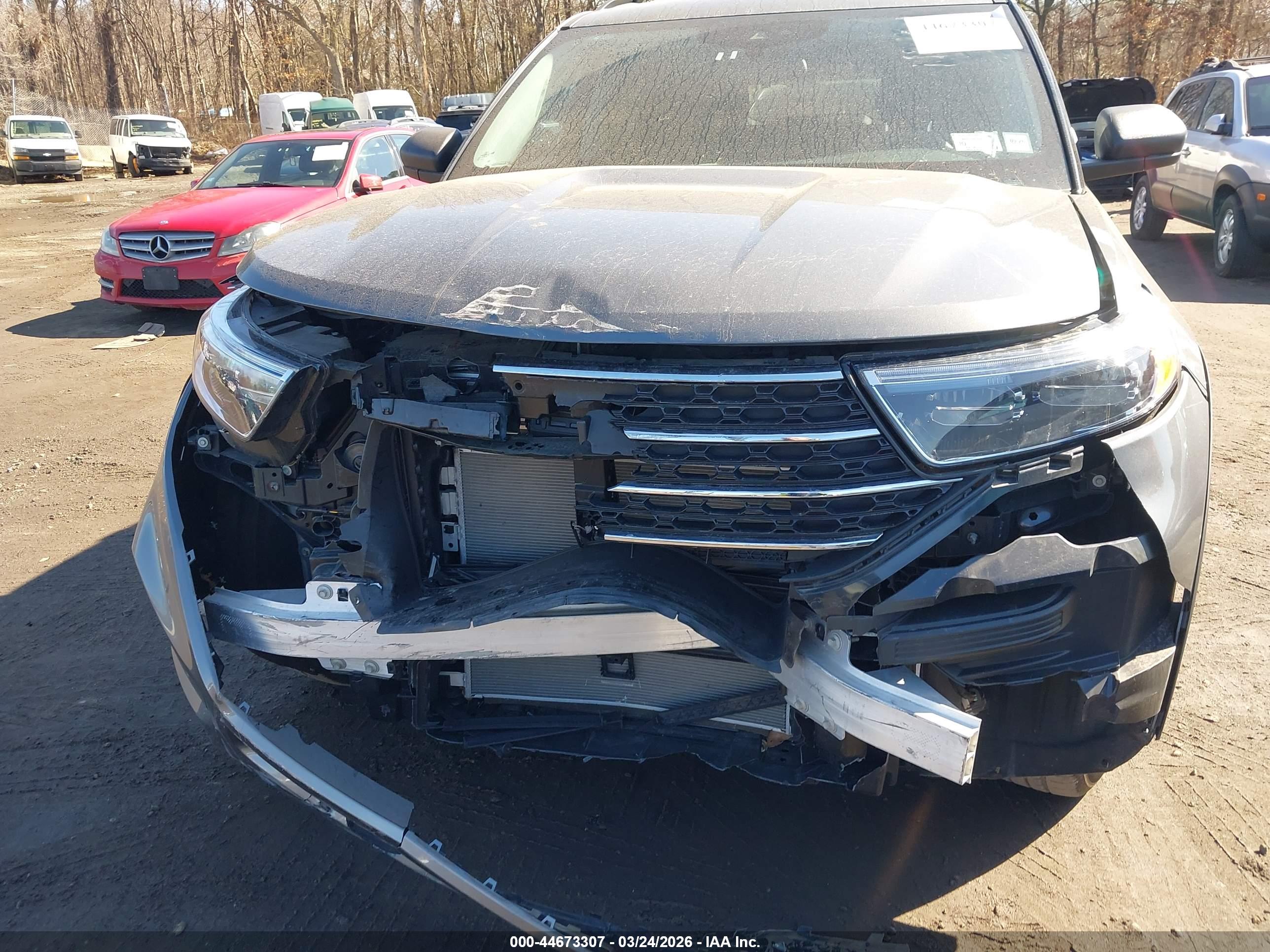 FORD EXPLORER image 6