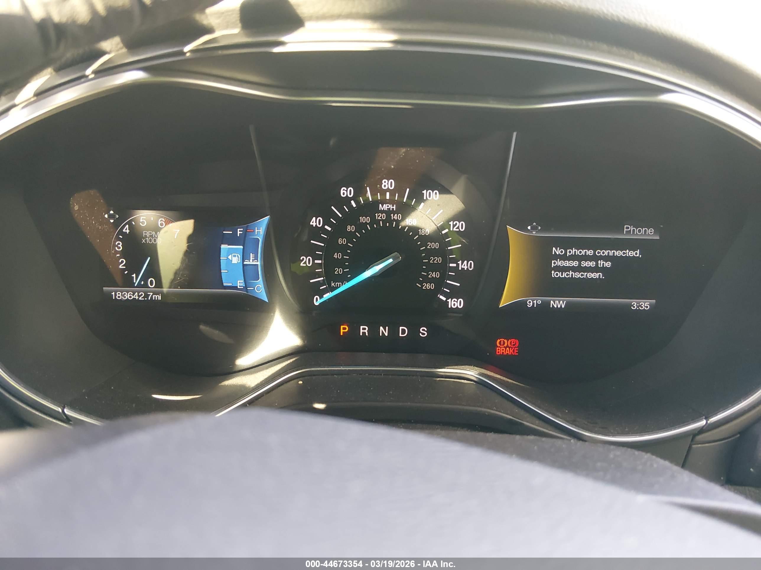 FORD FUSION image 7