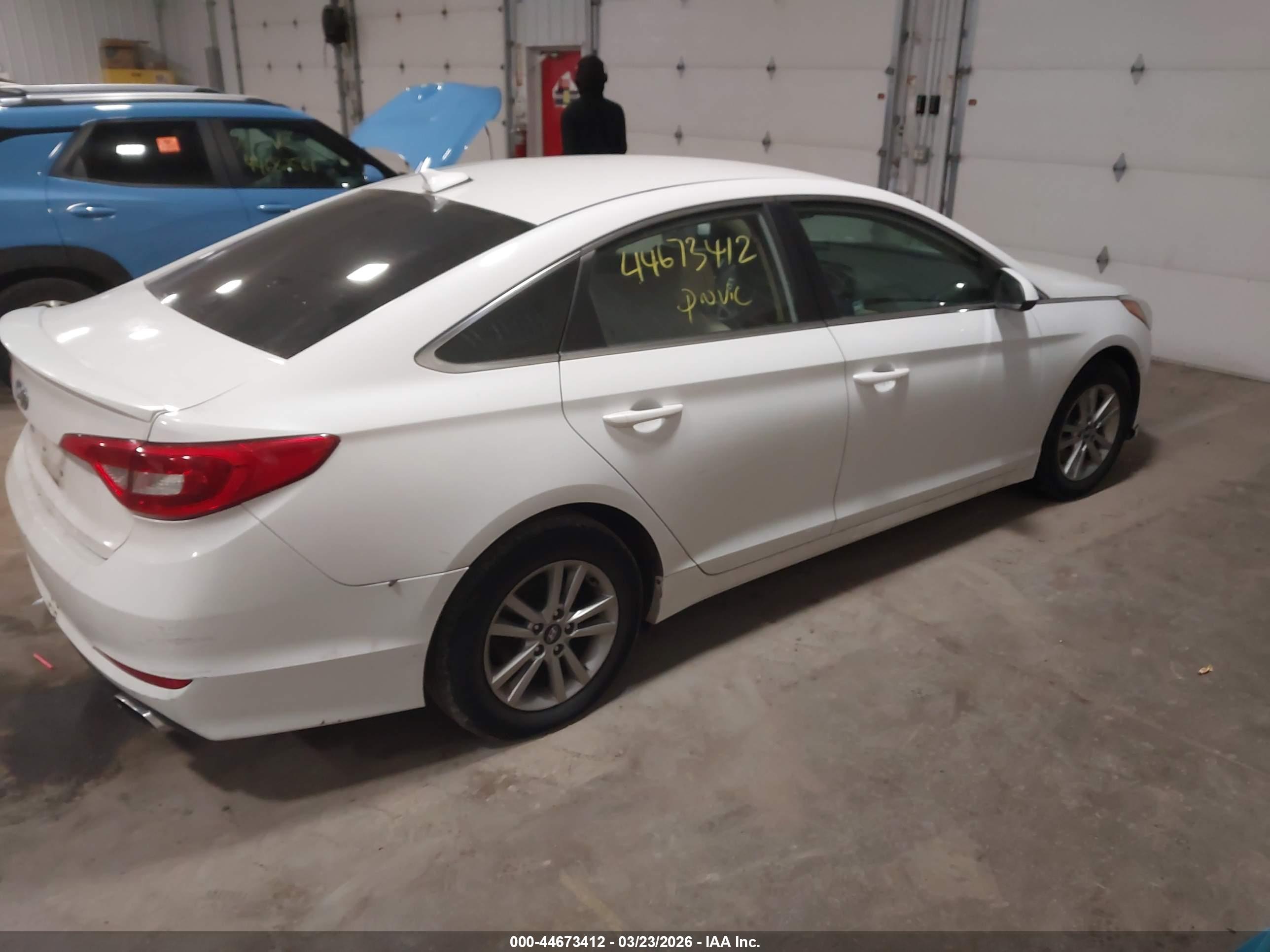 HYUNDAI SONATA image 4