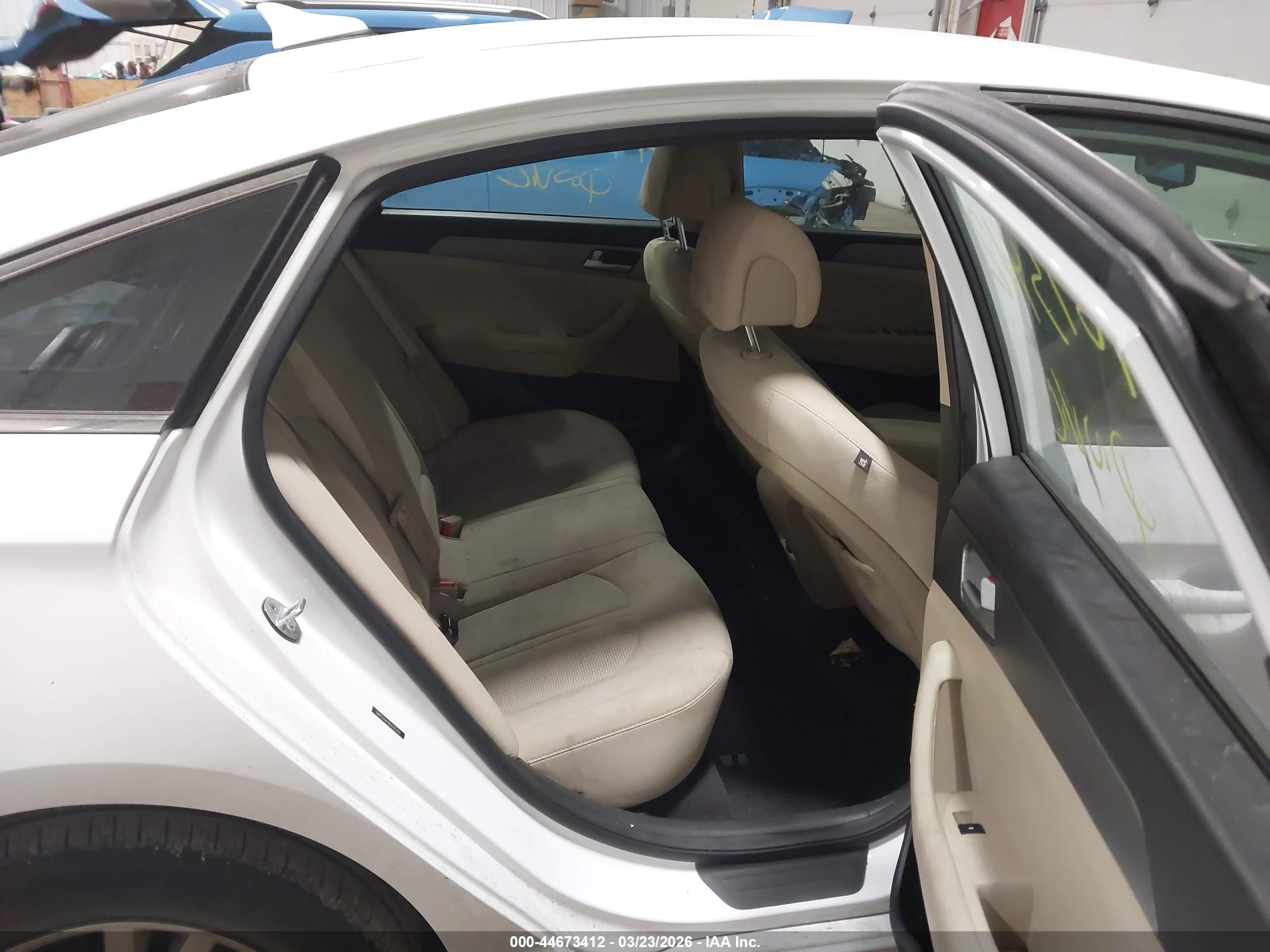 HYUNDAI SONATA image 8
