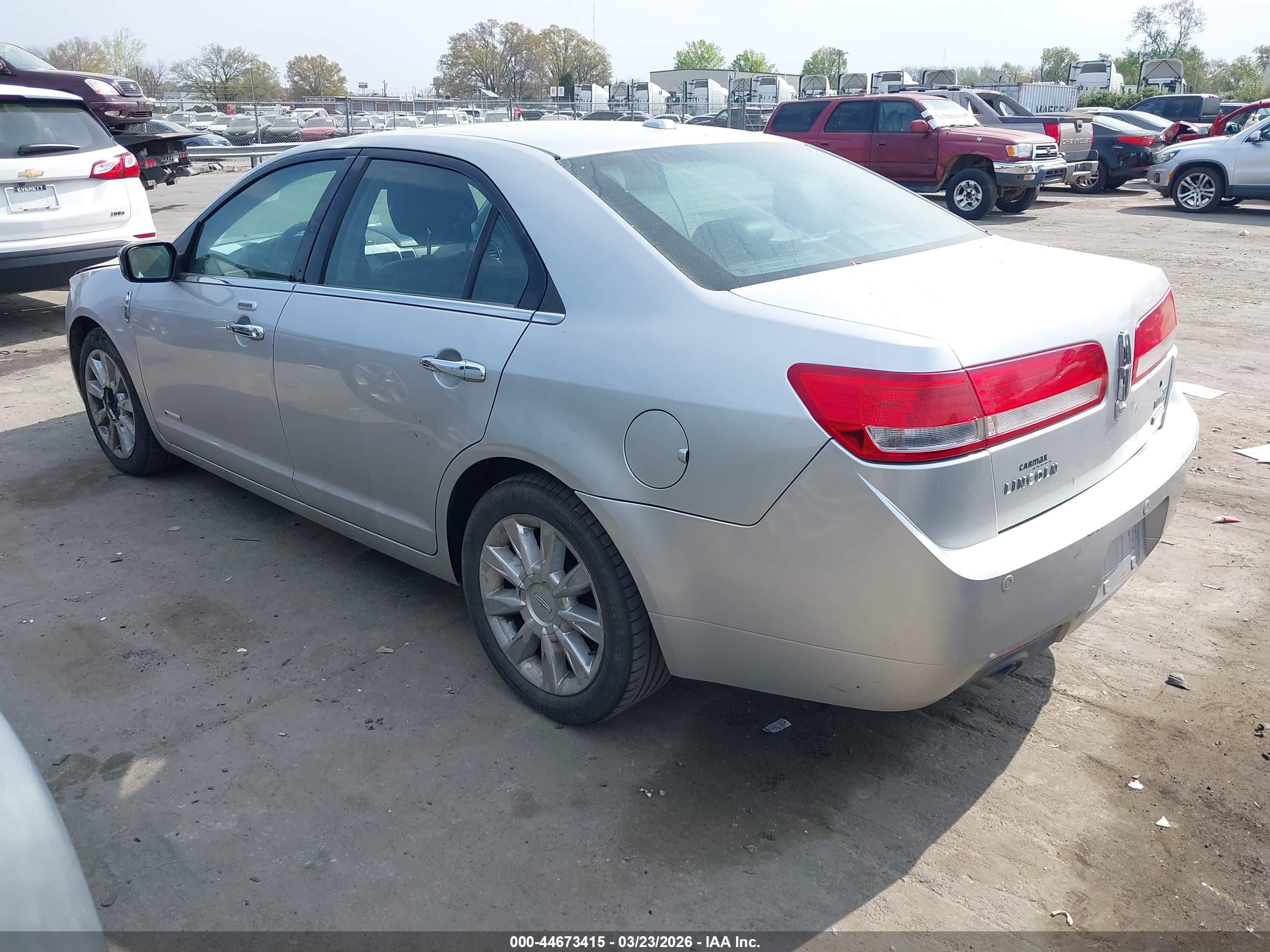 LINCOLN MKZ image 3
