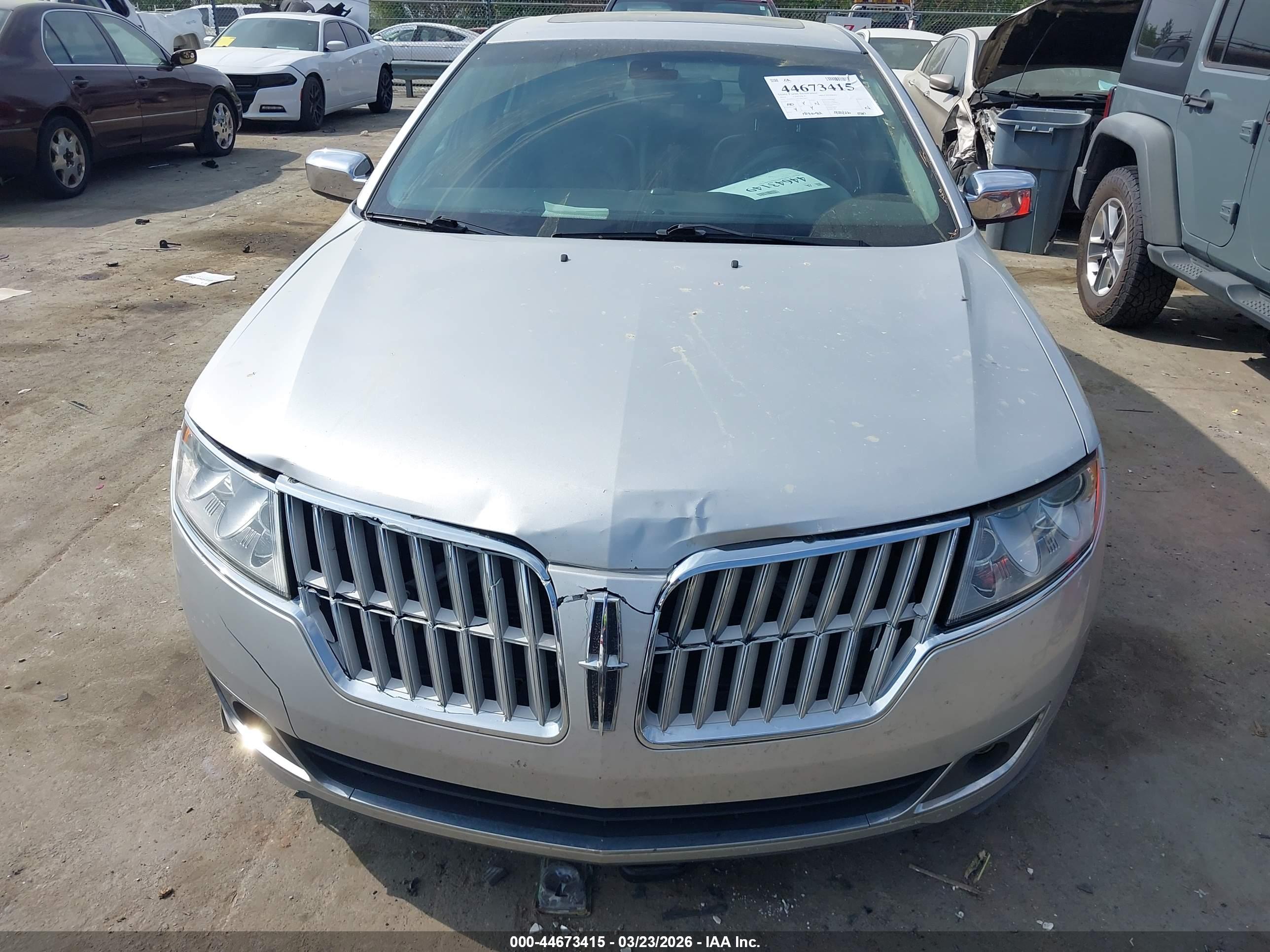 LINCOLN MKZ image 6