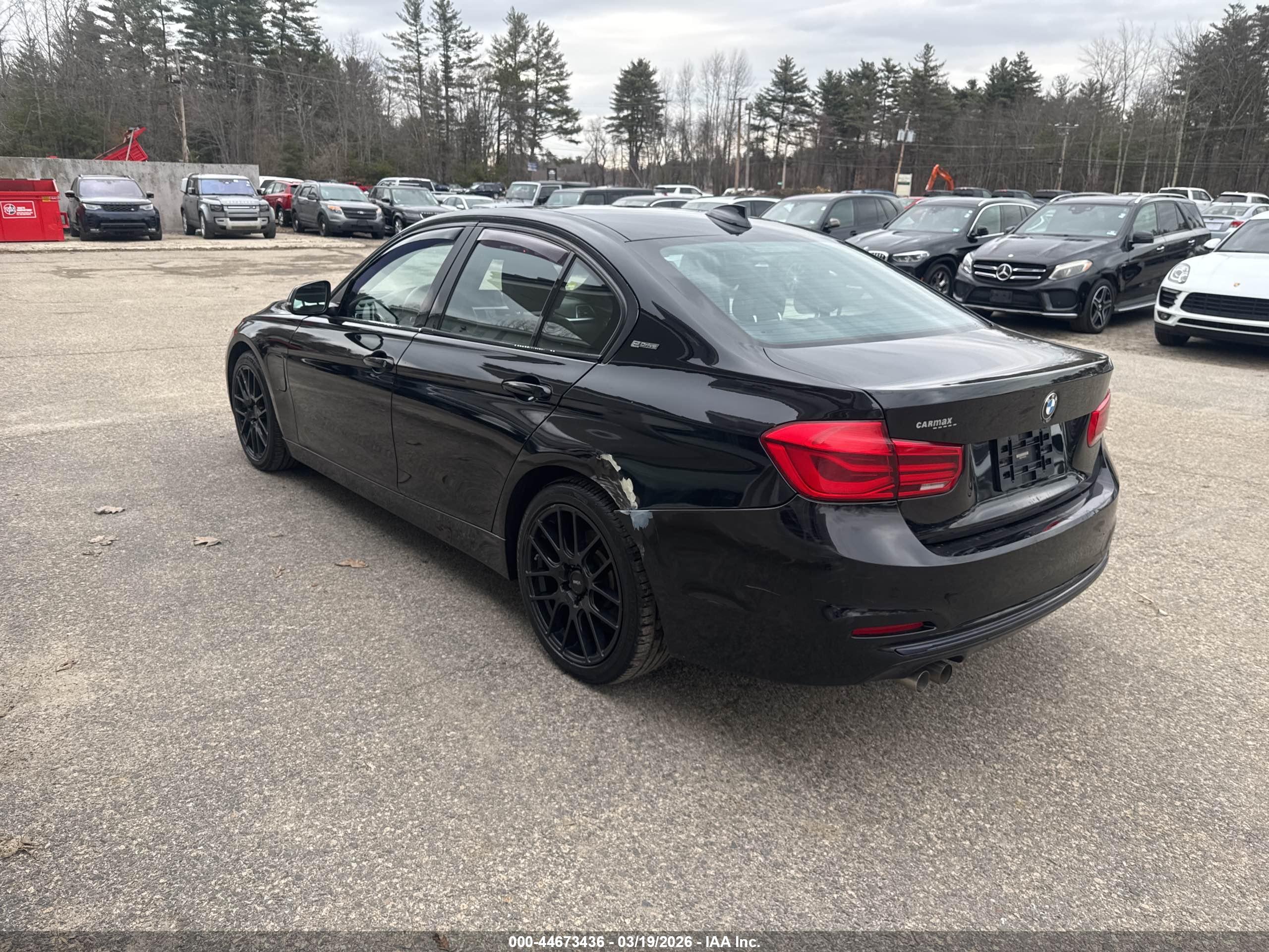 BMW 330E image 3