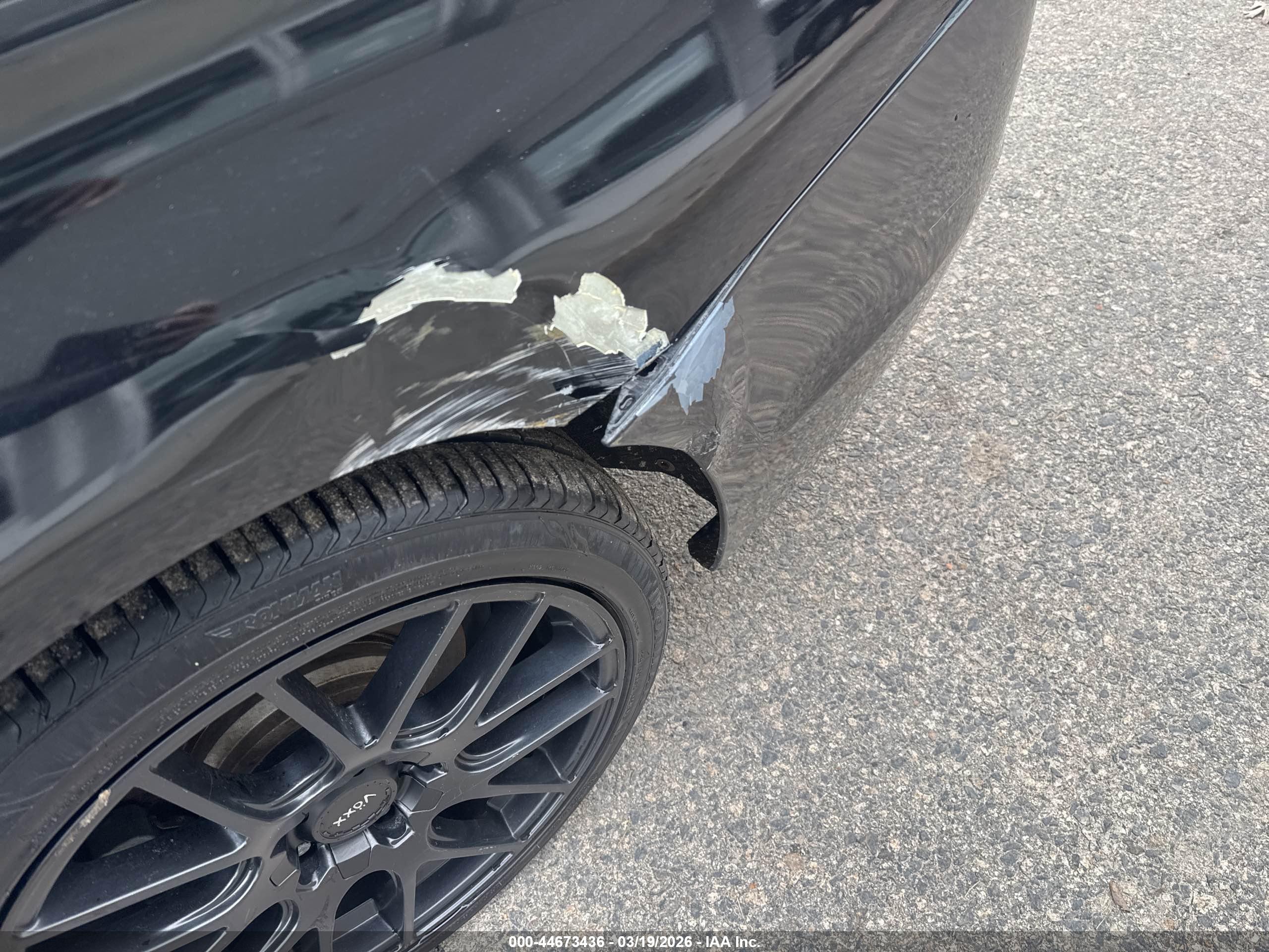 BMW 330E image 6