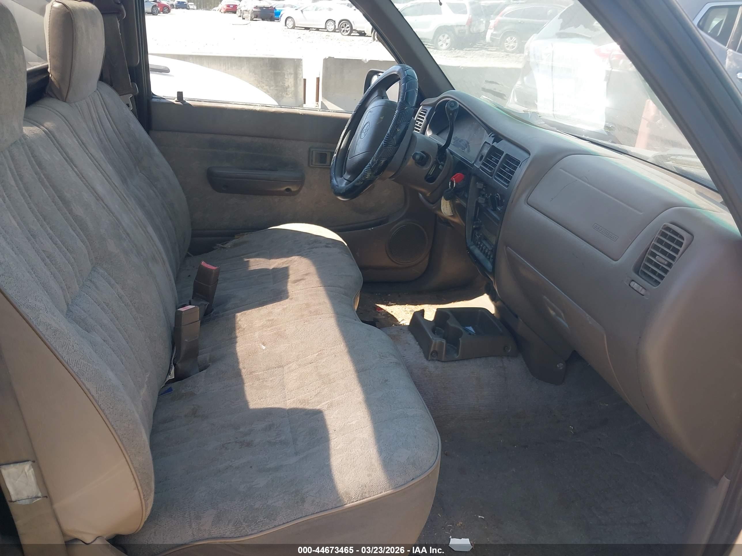 TOYOTA TACOMA image 5