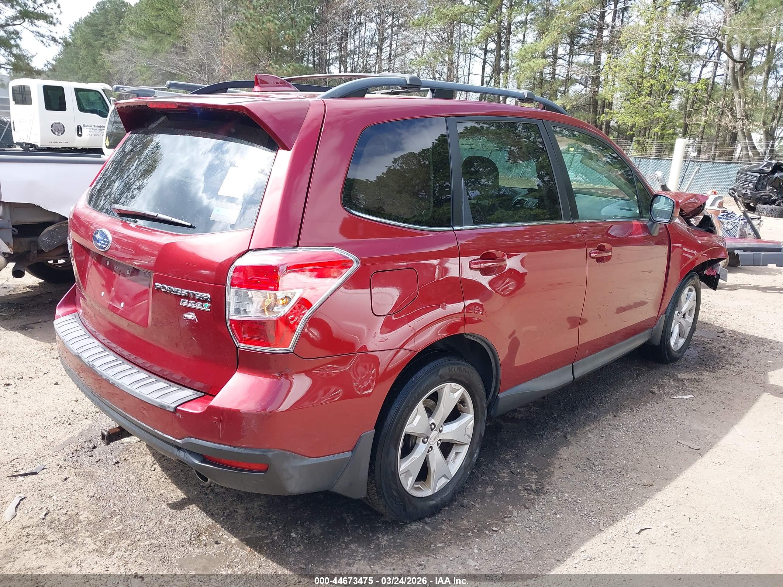 SUBARU FORESTER image 4