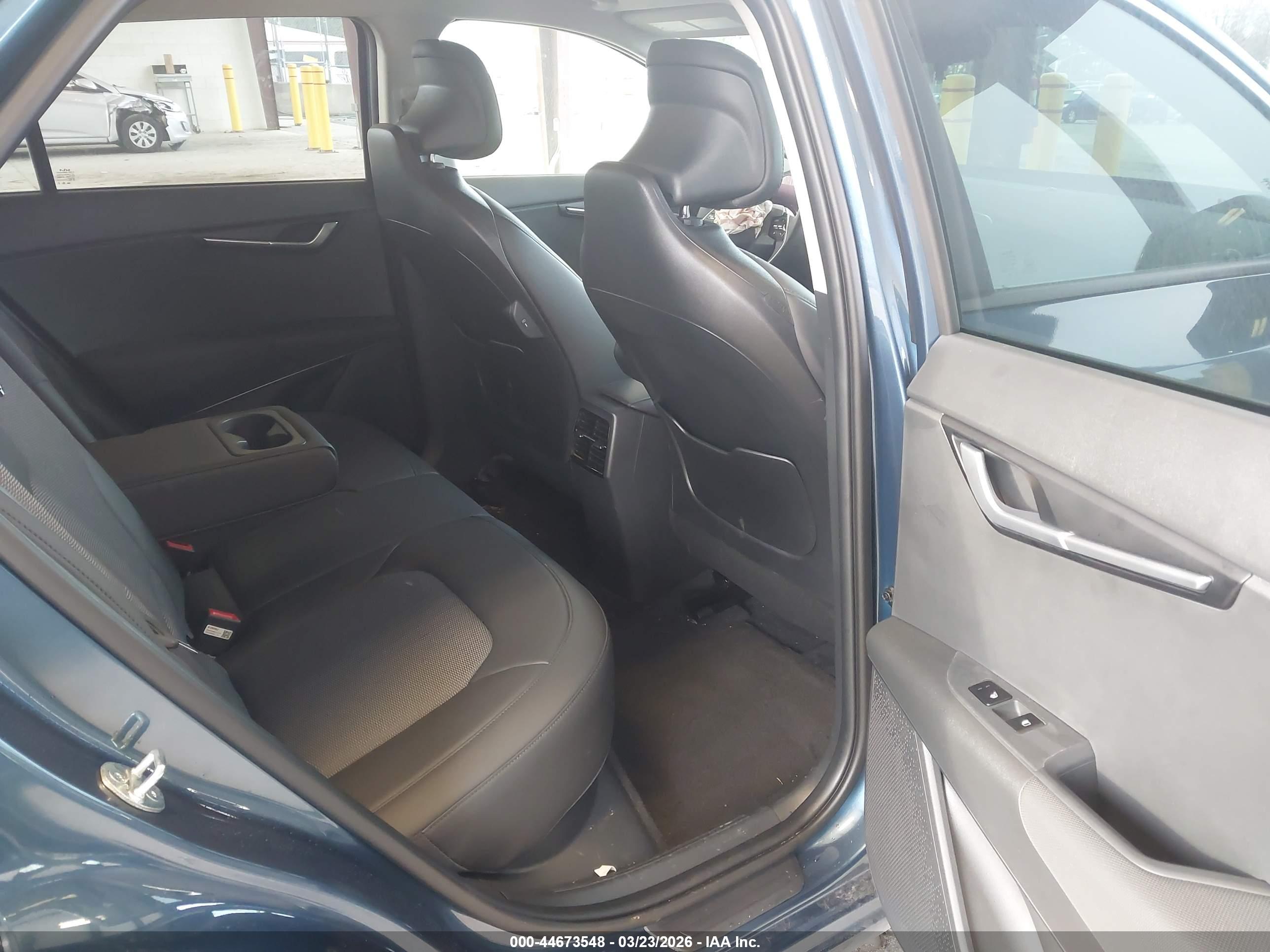 KIA NIRO image 8