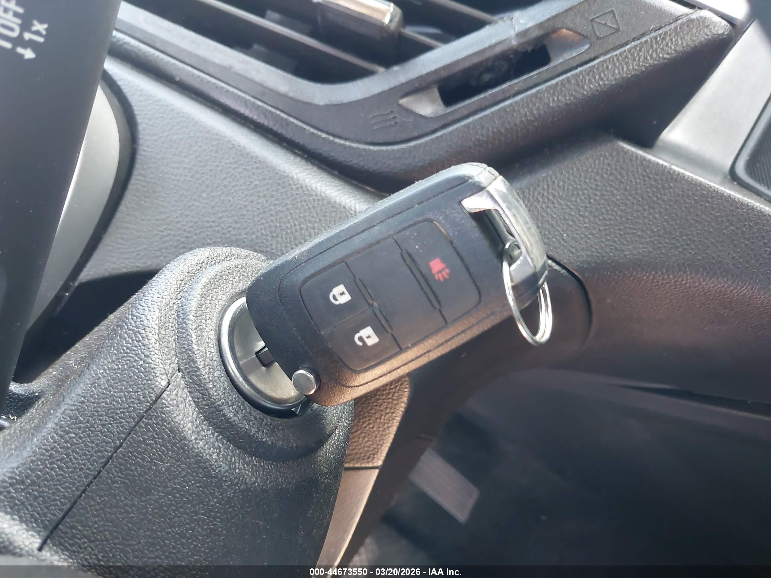 CHEVROLET EQUINOX image 11