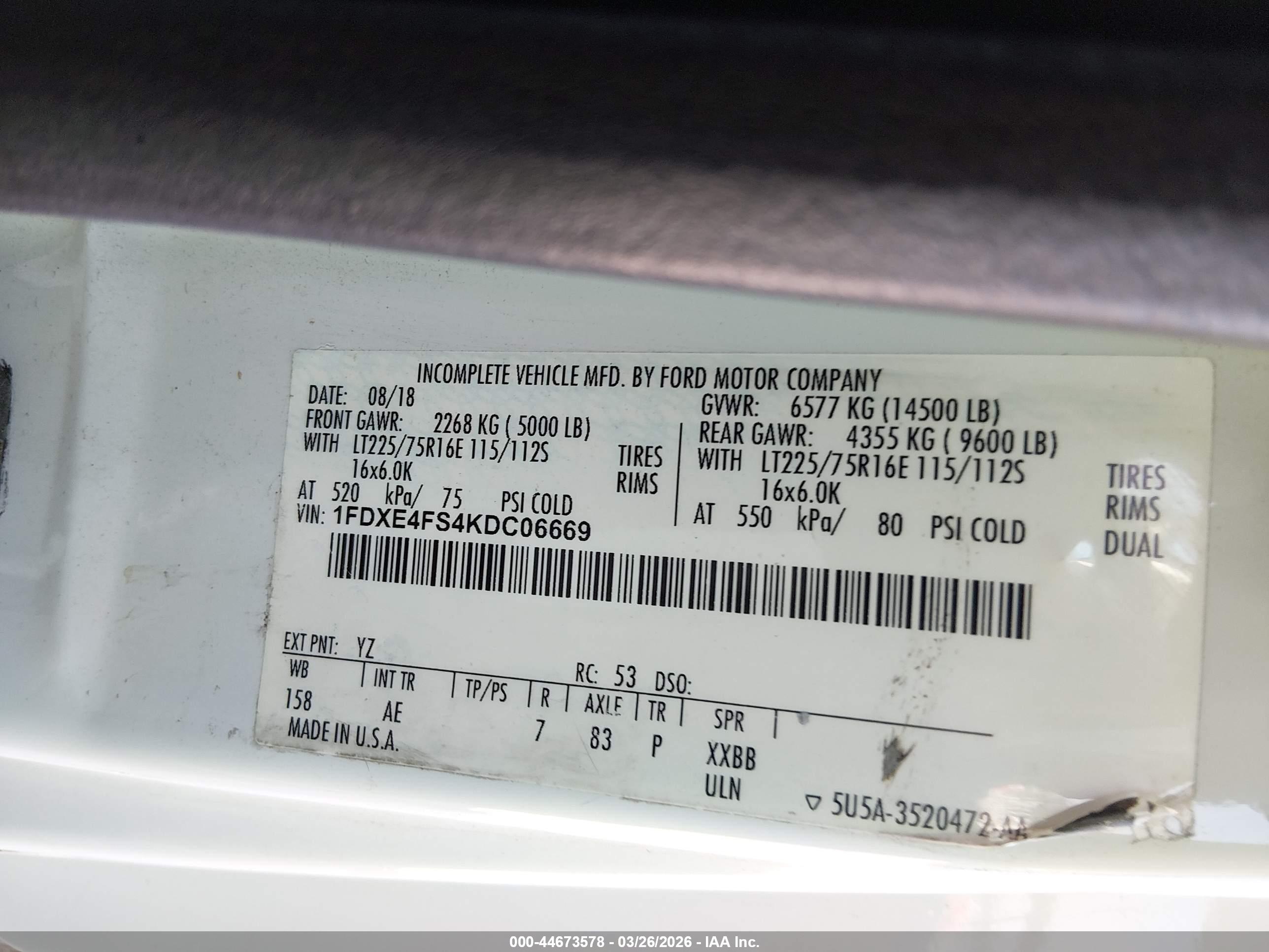 FORD E-450 image 9