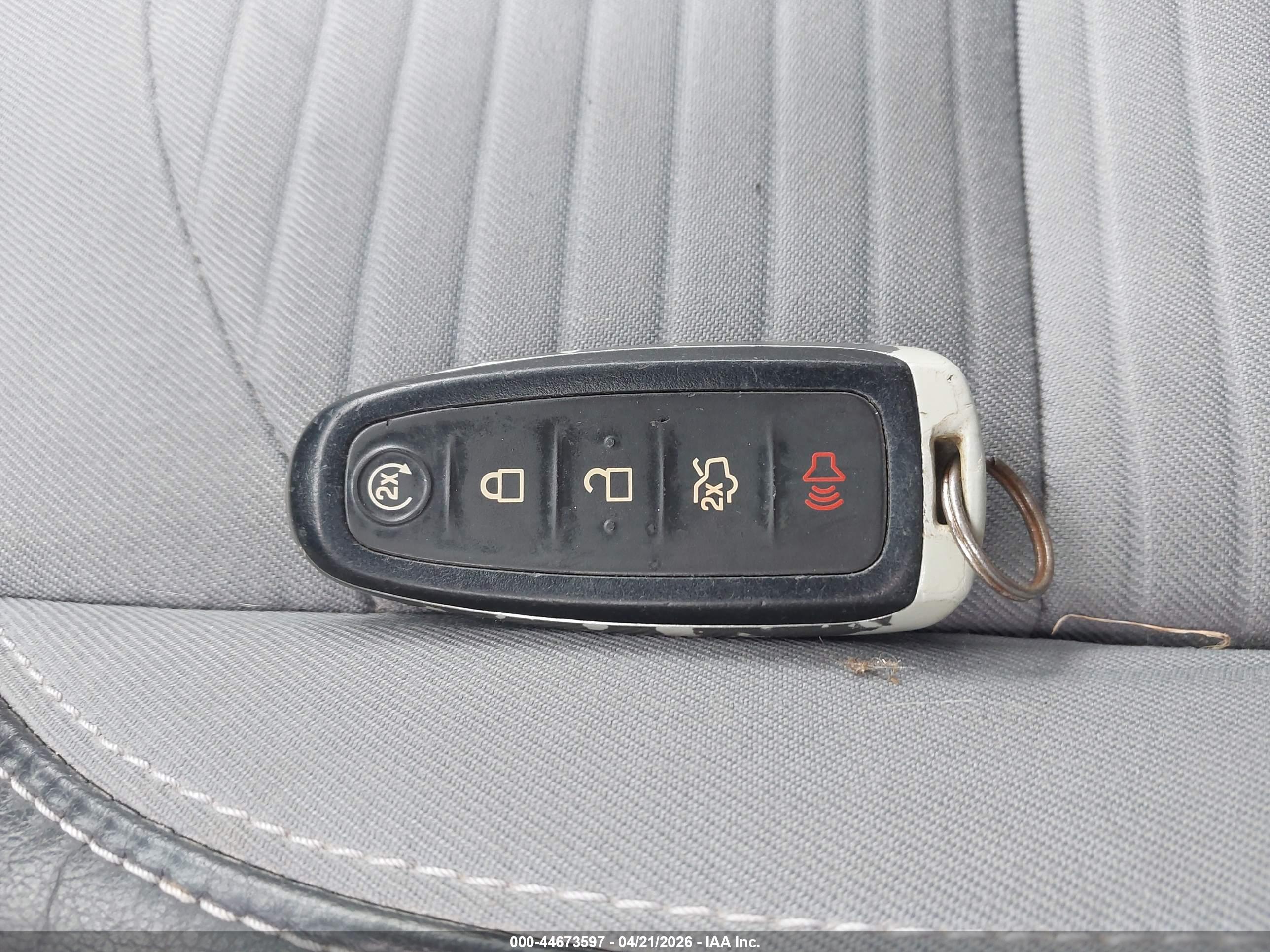 FORD ESCAPE image 11