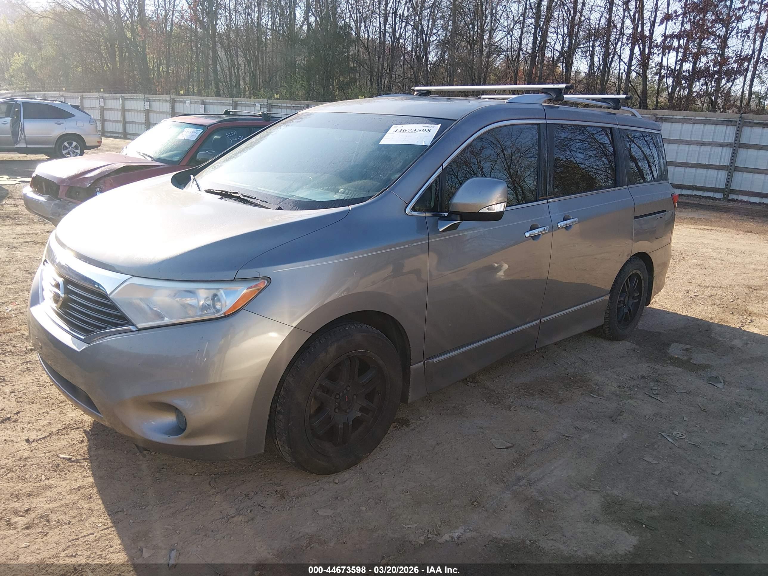 NISSAN QUEST image 2