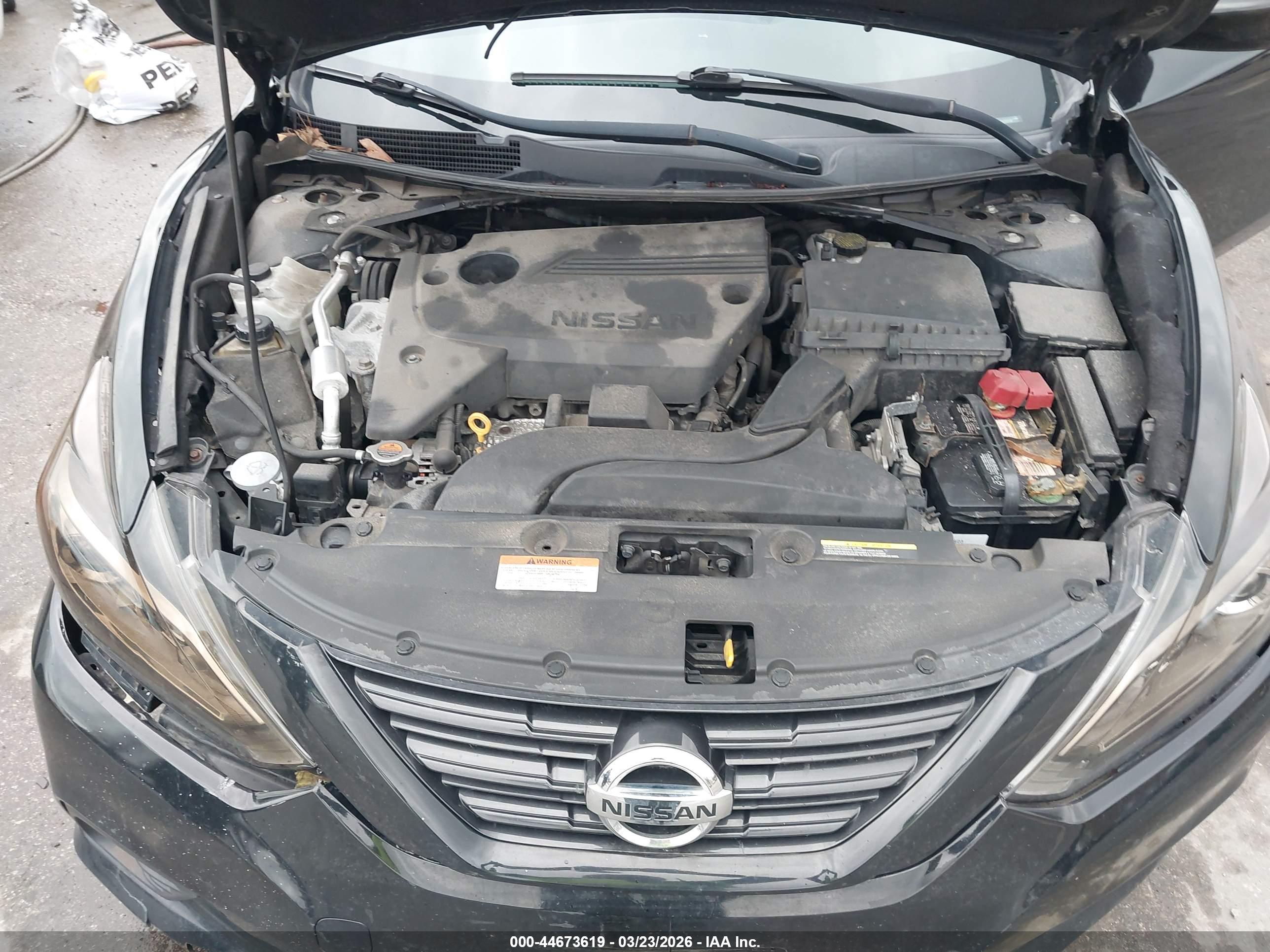 NISSAN ALTIMA image 10