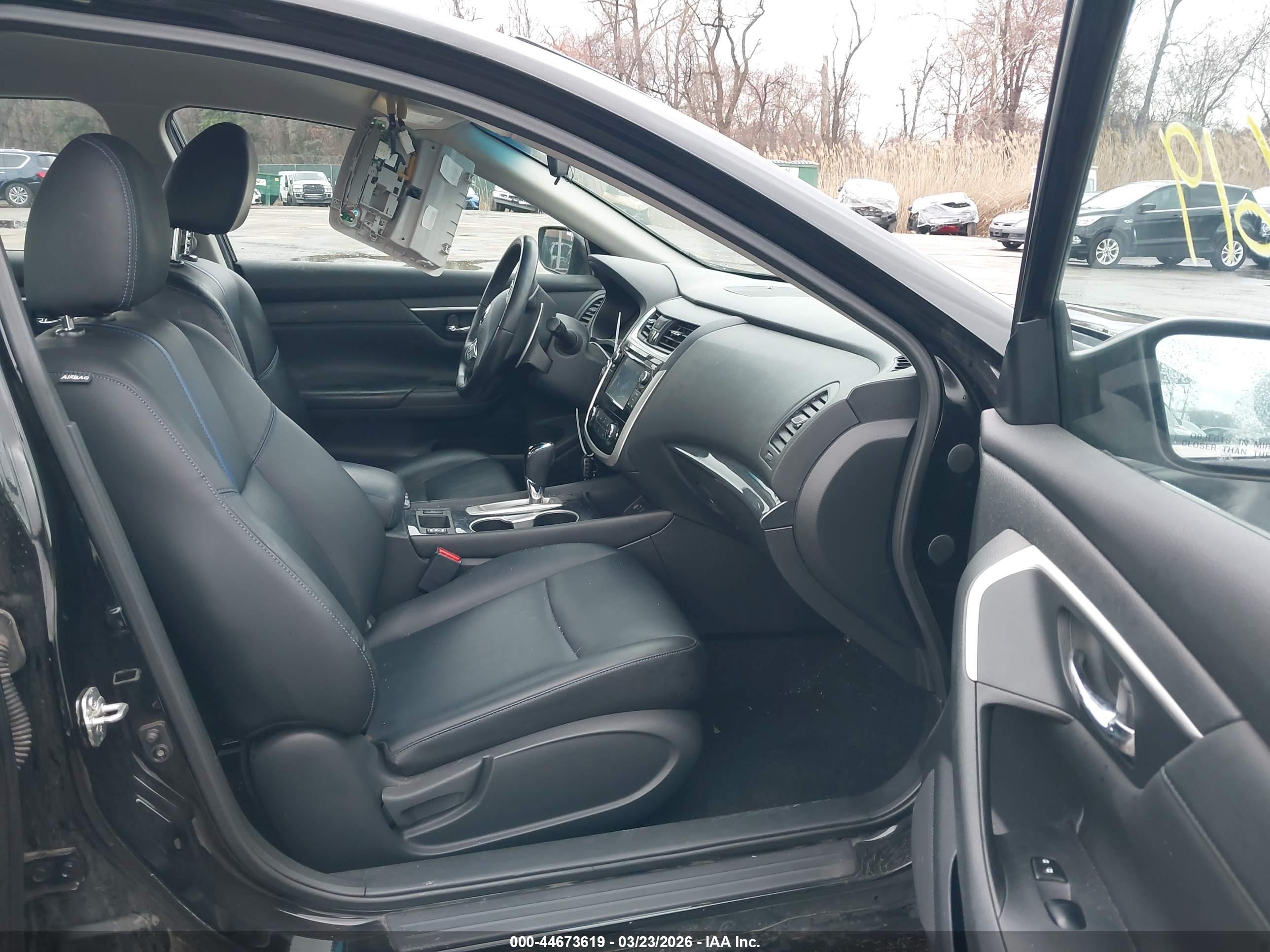 NISSAN ALTIMA image 5