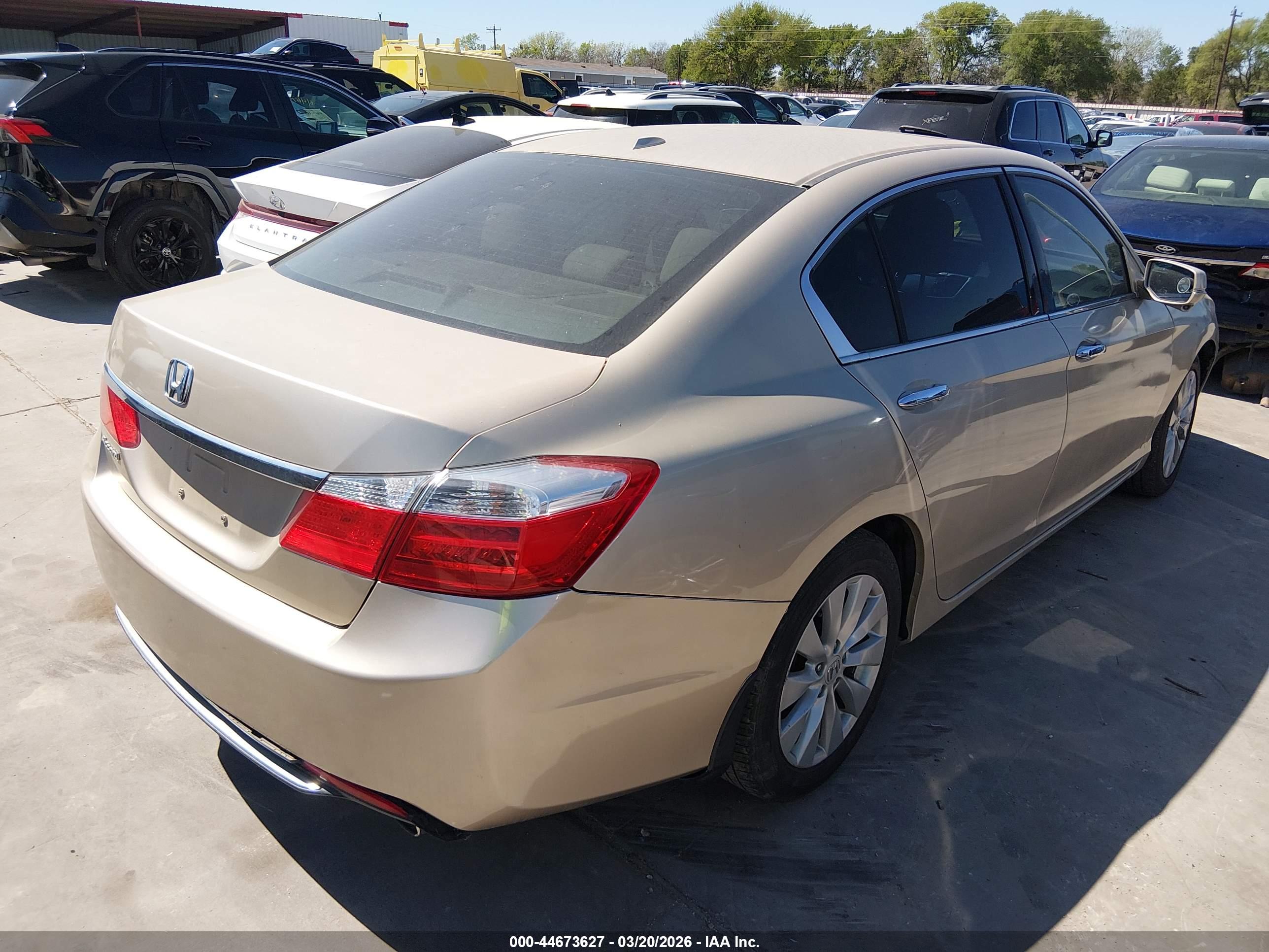 HONDA ACCORD image 4