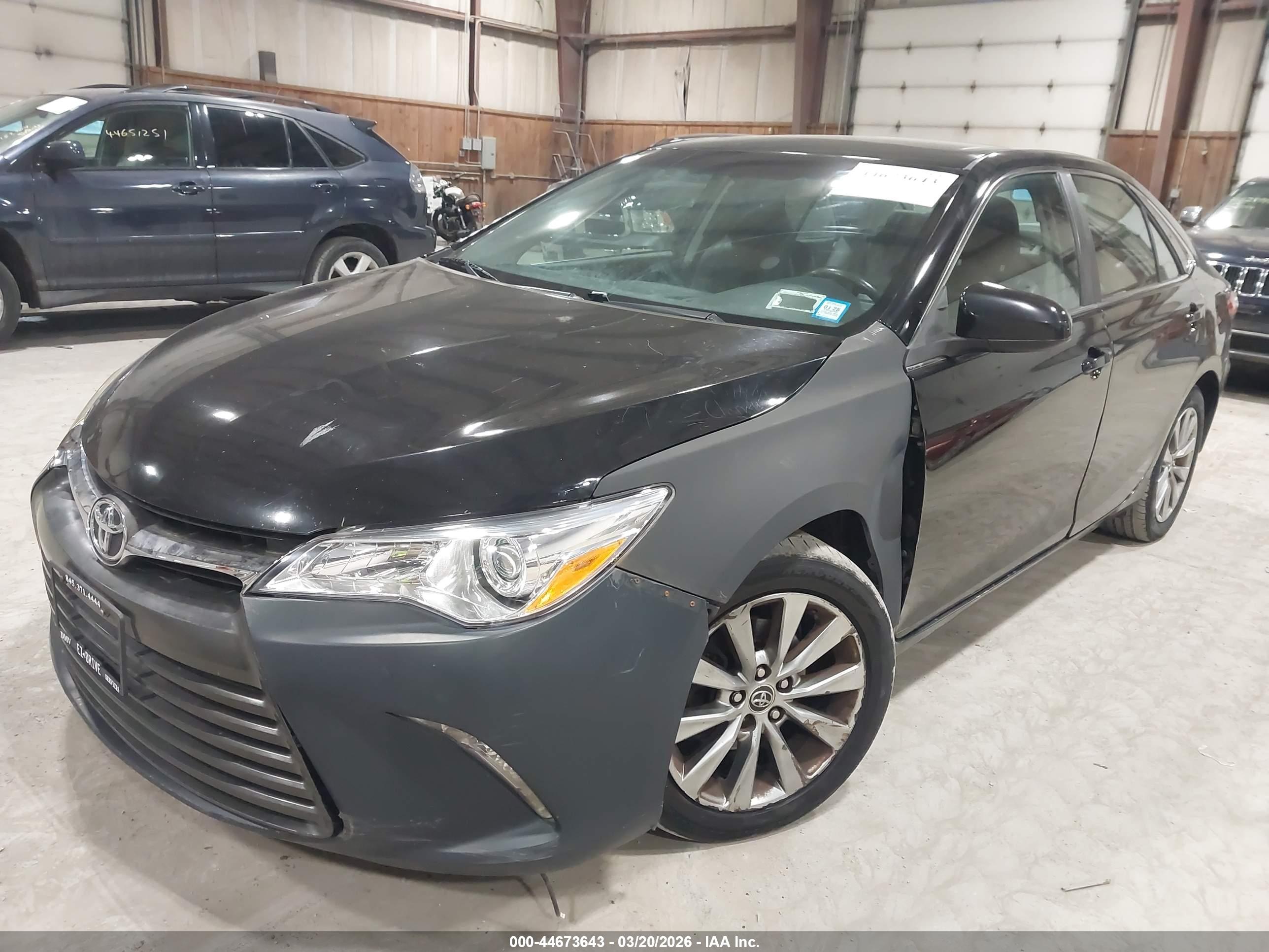 TOYOTA CAMRY image 6