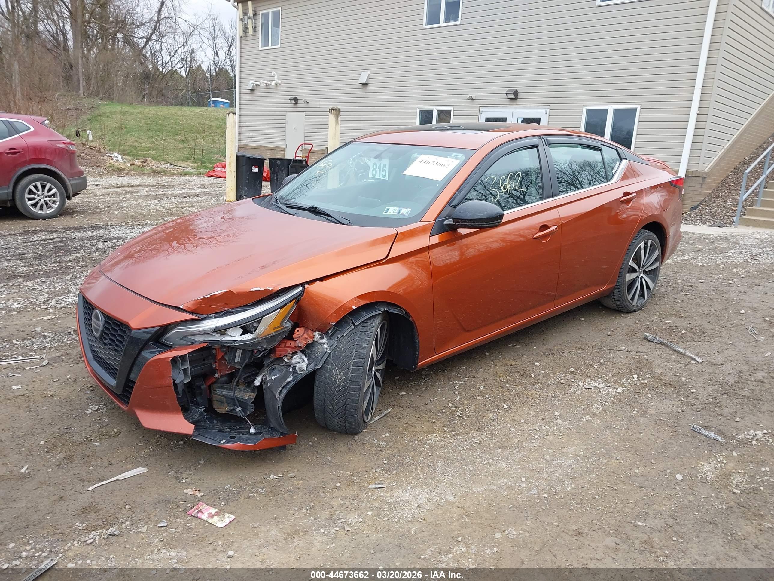 NISSAN ALTIMA image 2
