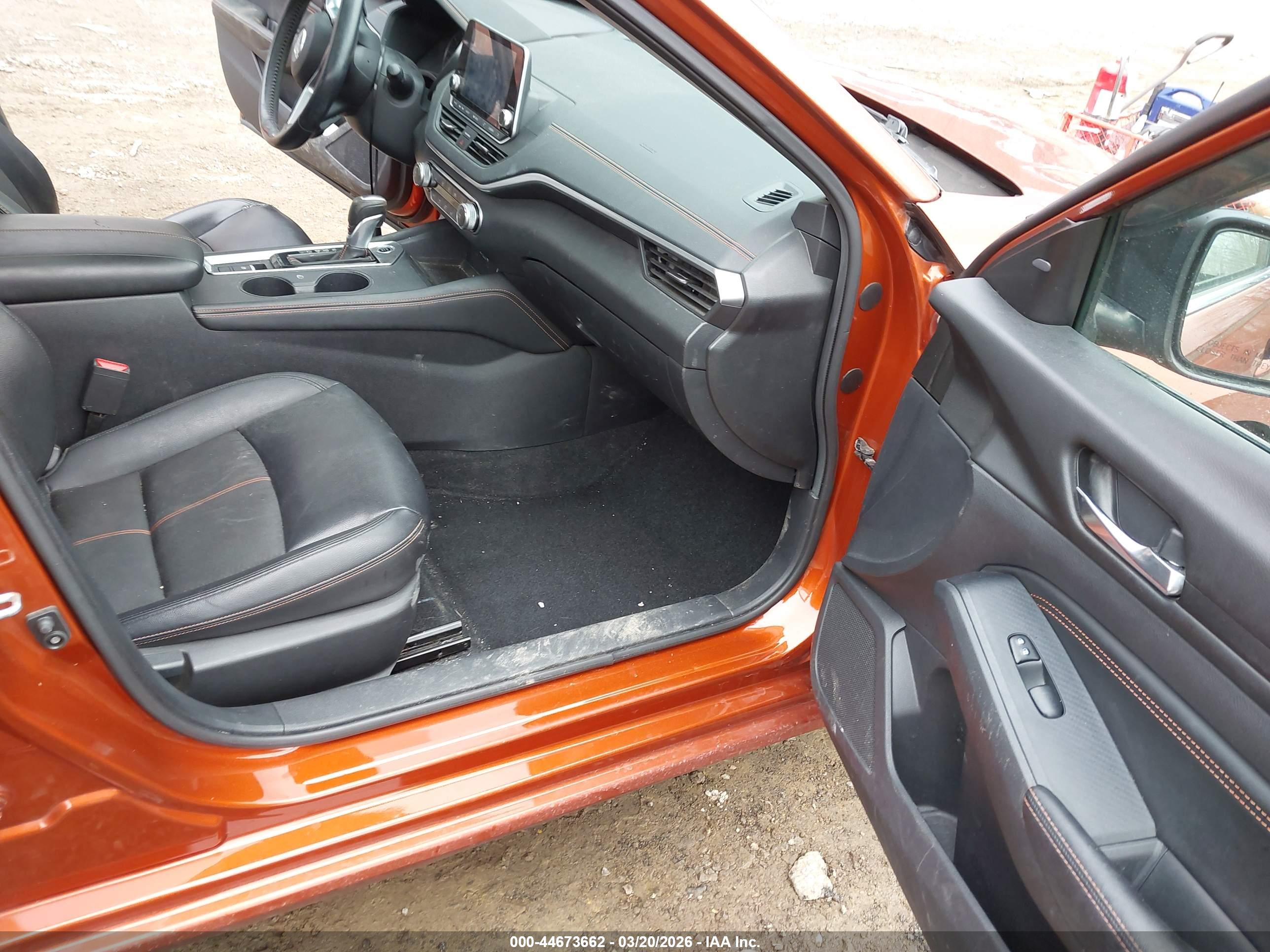 NISSAN ALTIMA image 5