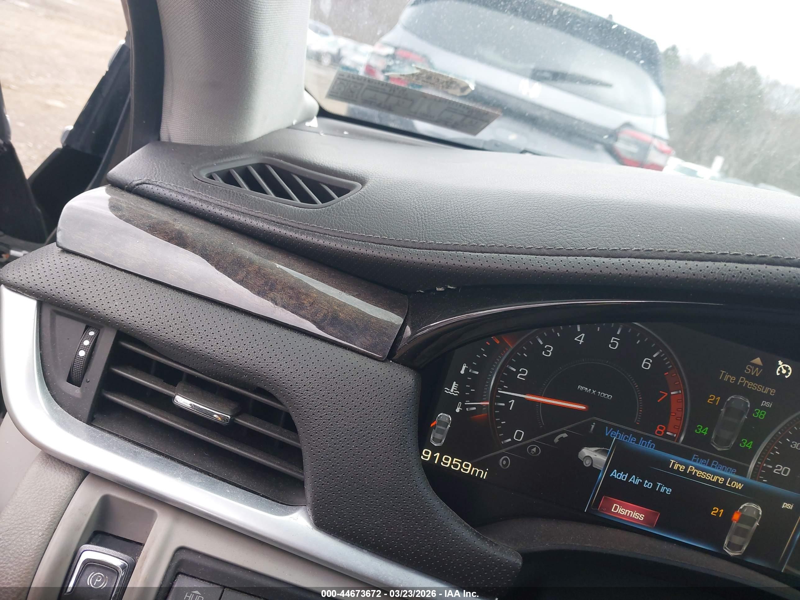 CADILLAC XTS image 7