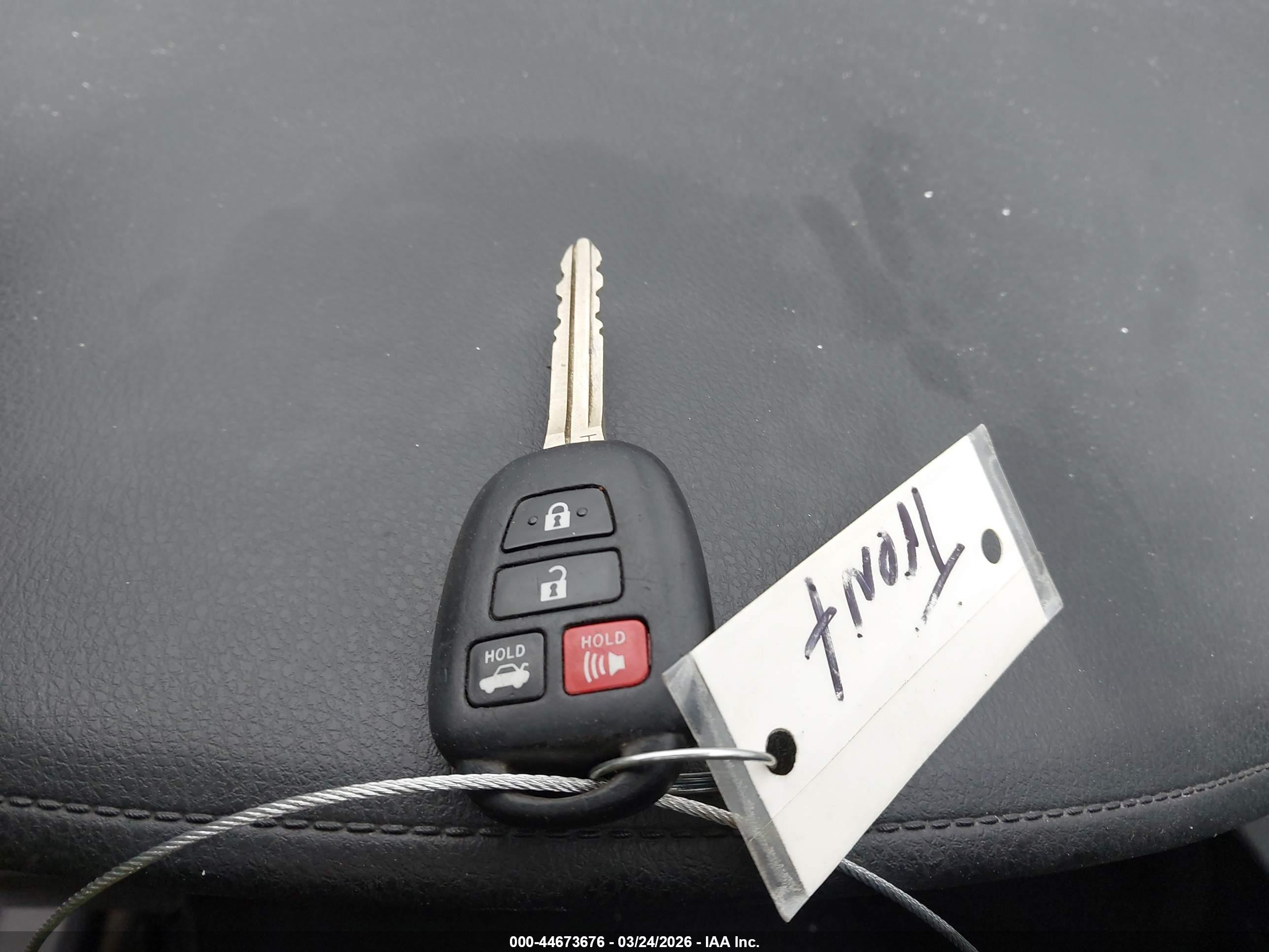 TOYOTA COROLLA image 11