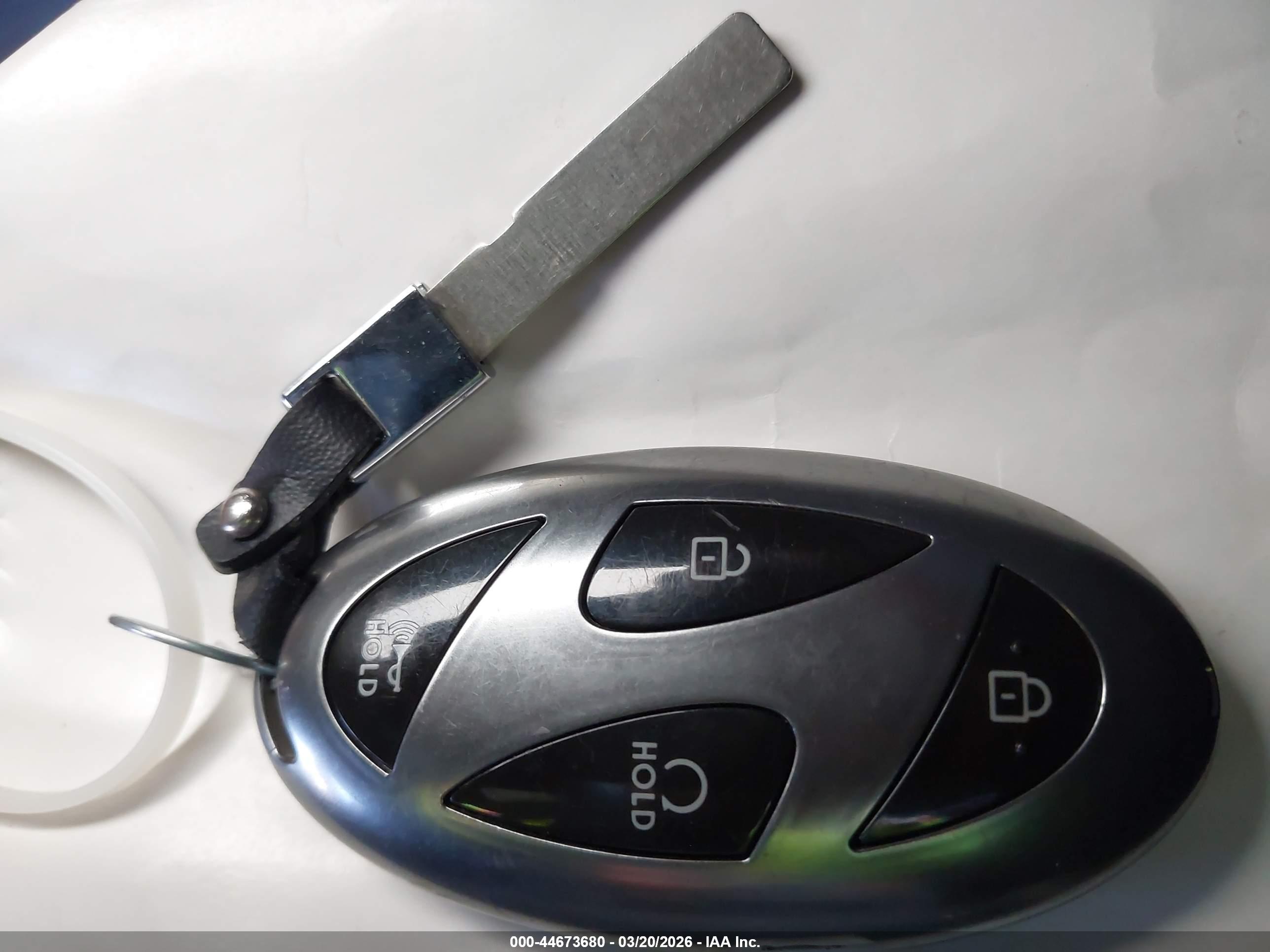 HYUNDAI SONATA image 11