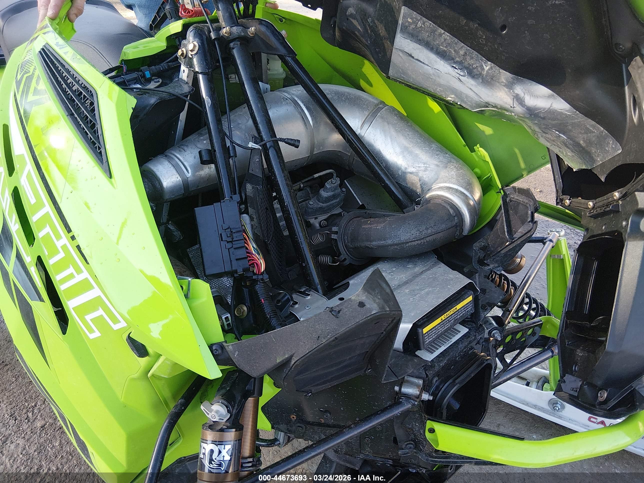 ARCTIC CAT image 10