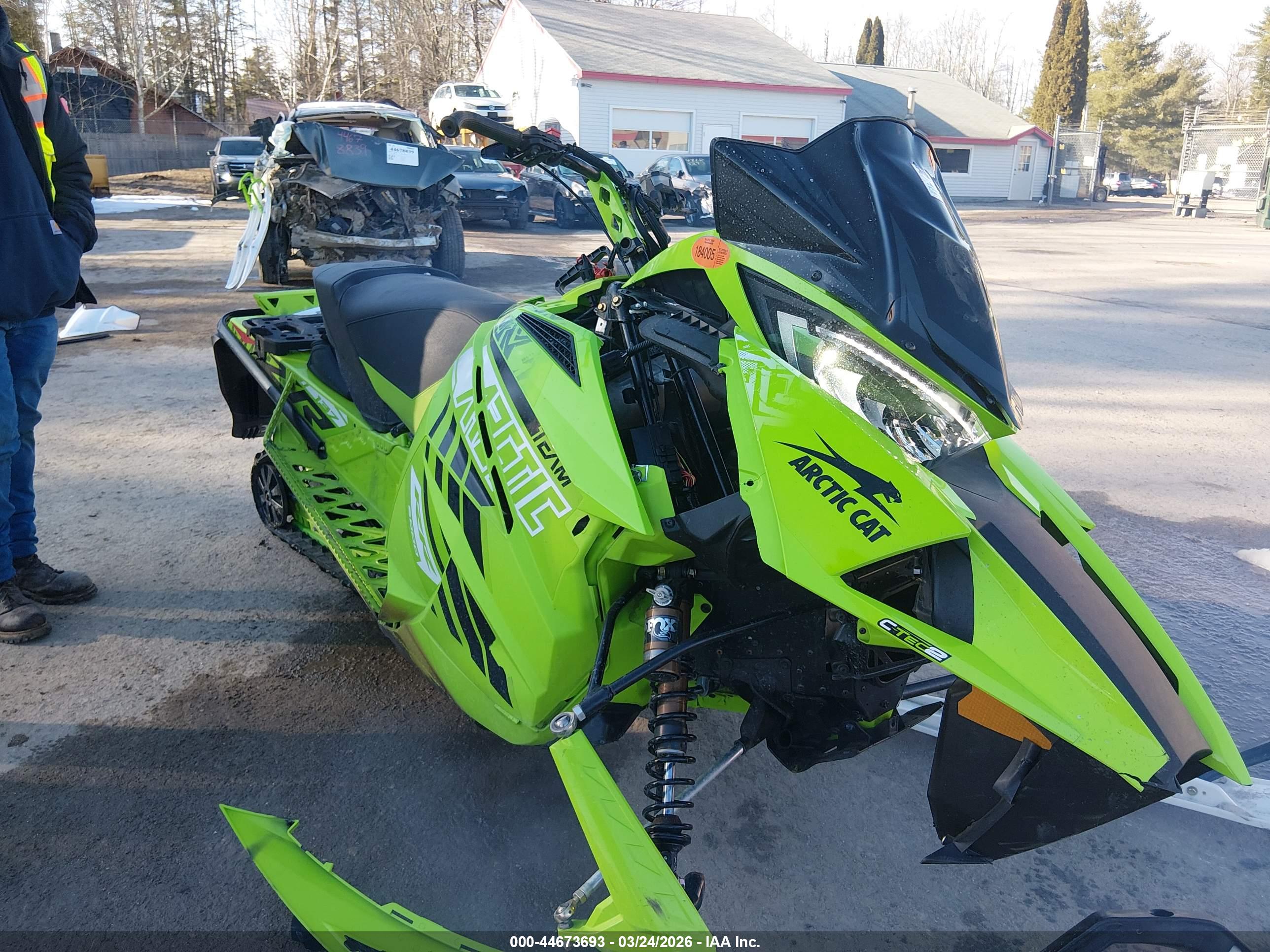 ARCTIC CAT image 6
