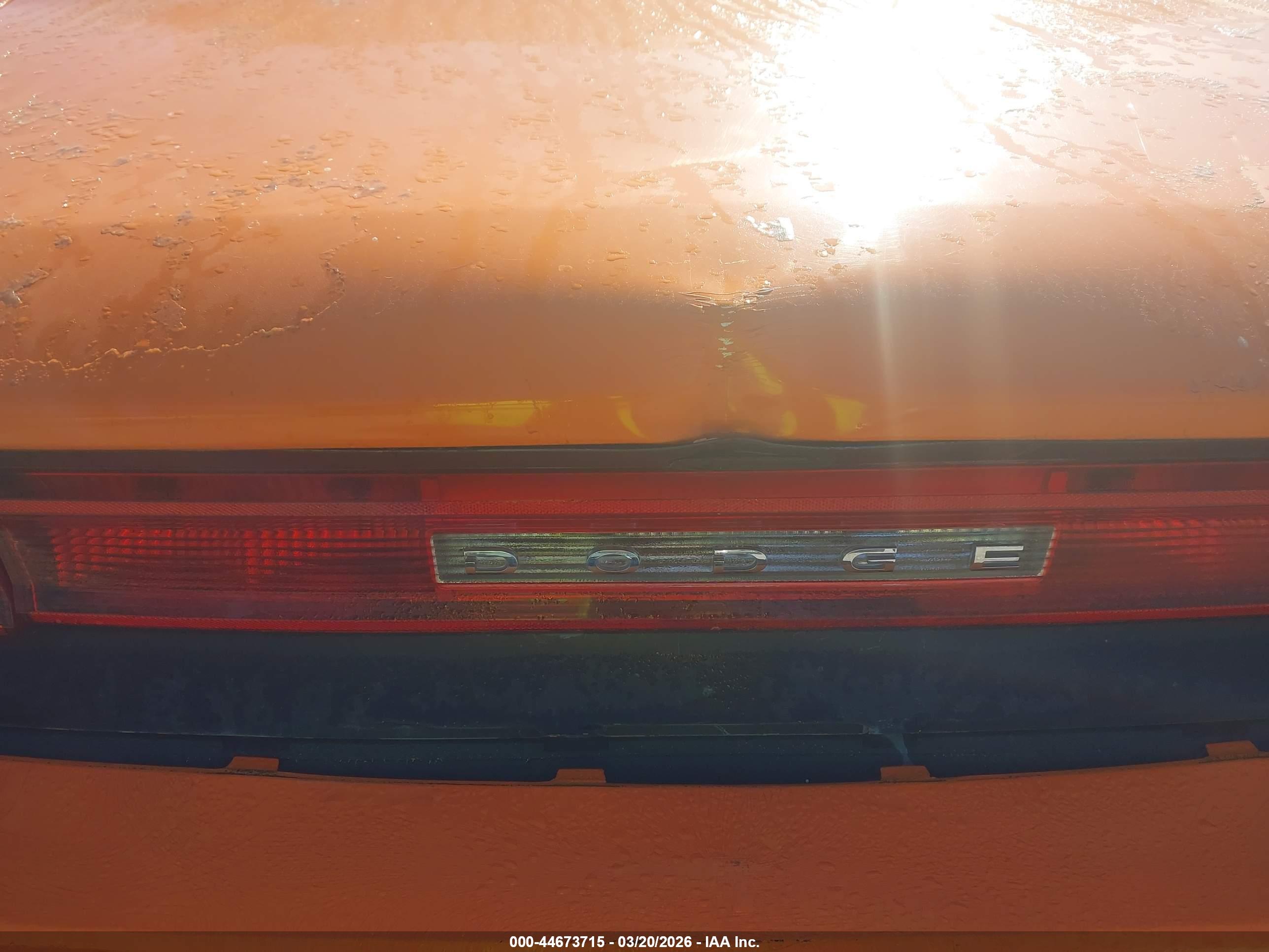 DODGE CHALLENGER image 6