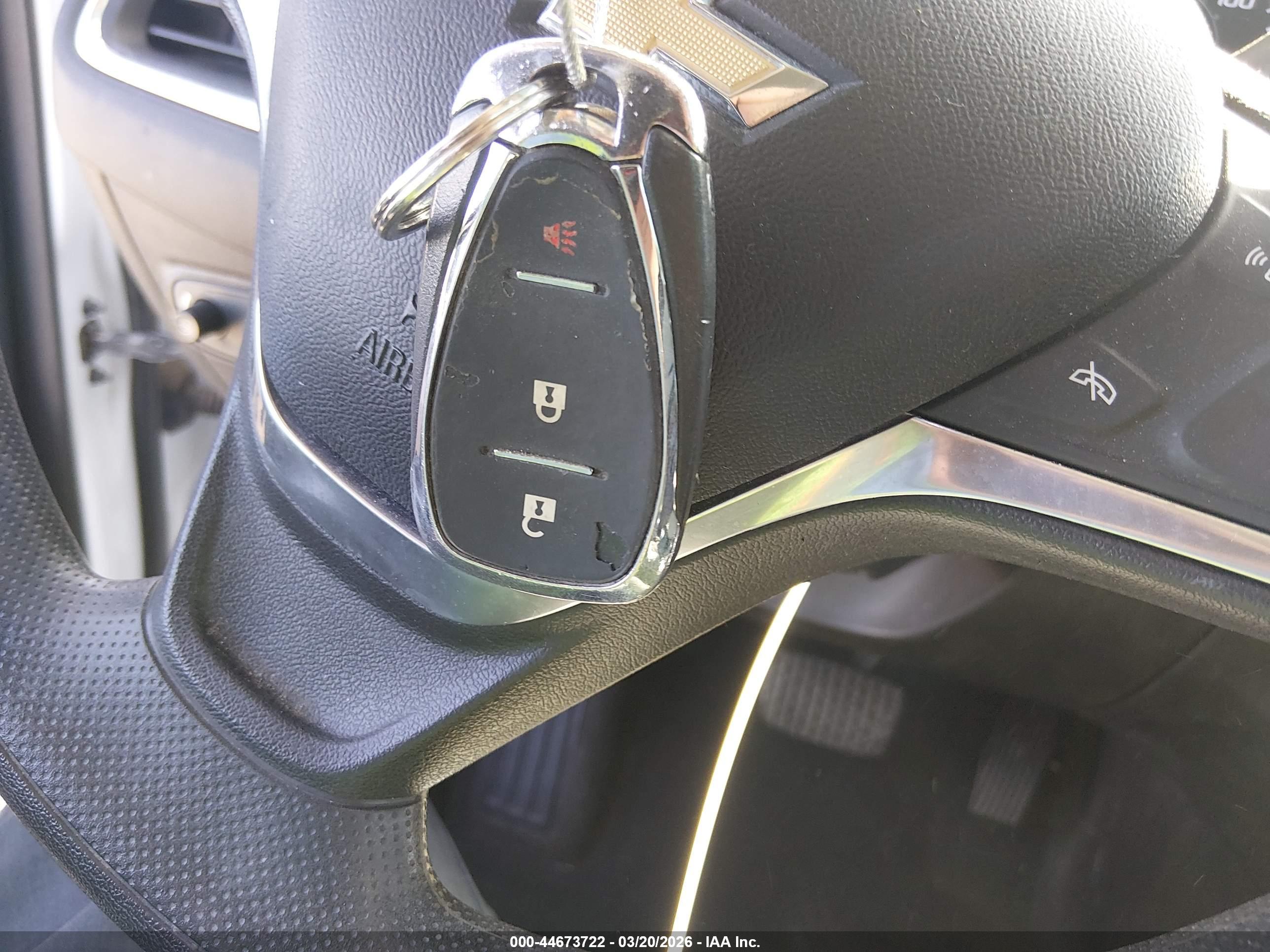 CHEVROLET EQUINOX image 11