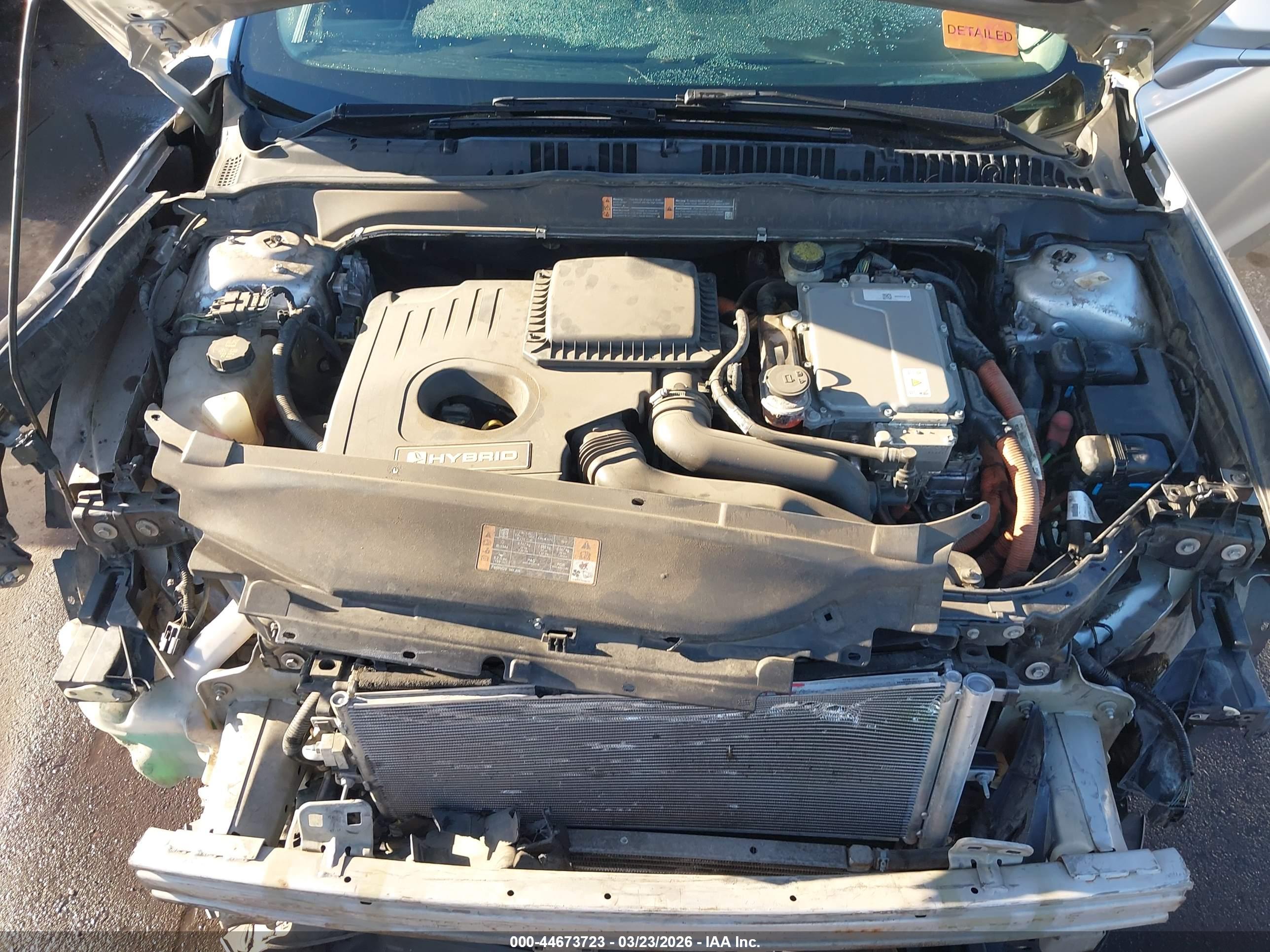 FORD FUSION image 10