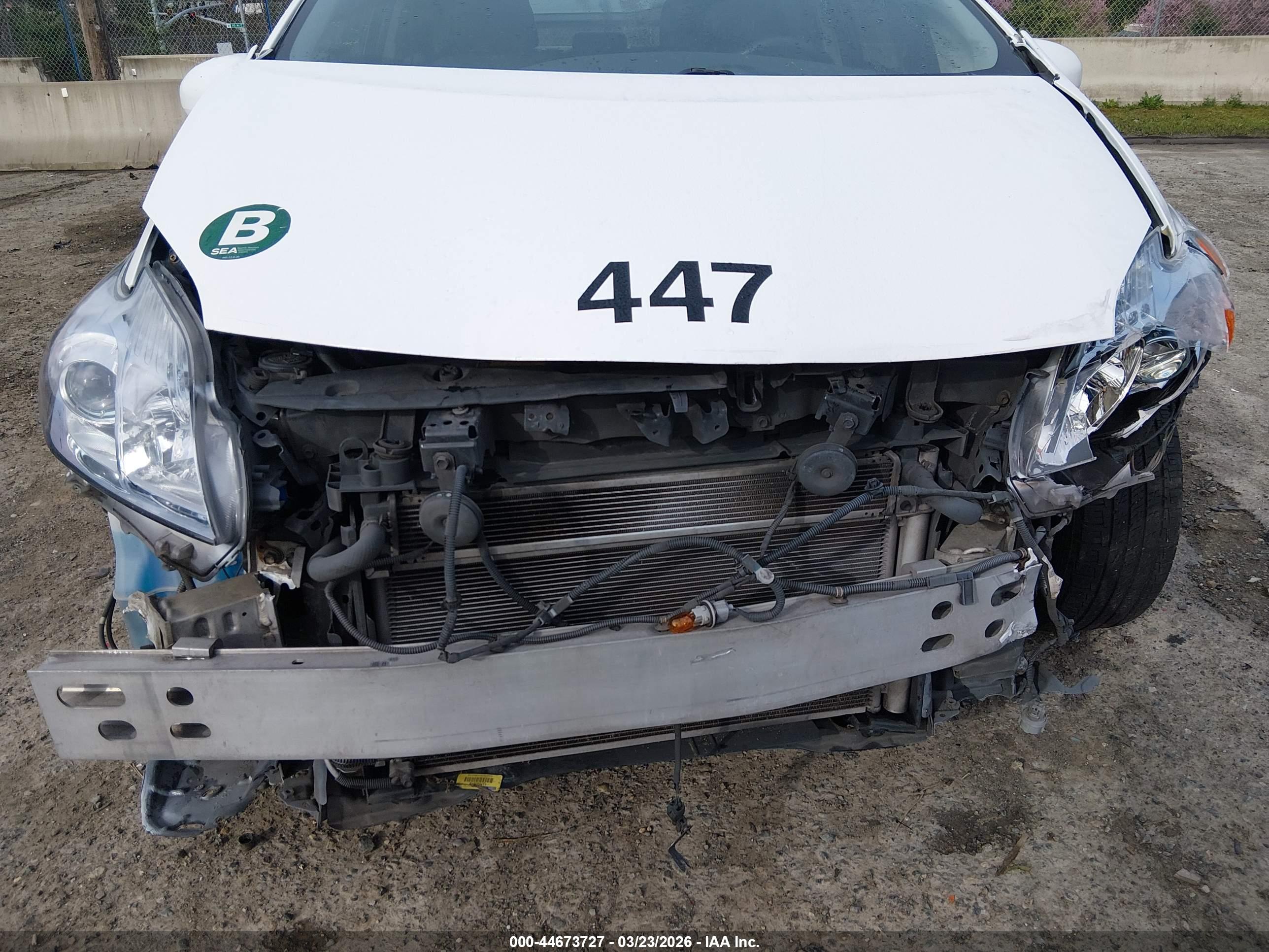 TOYOTA PRIUS image 6